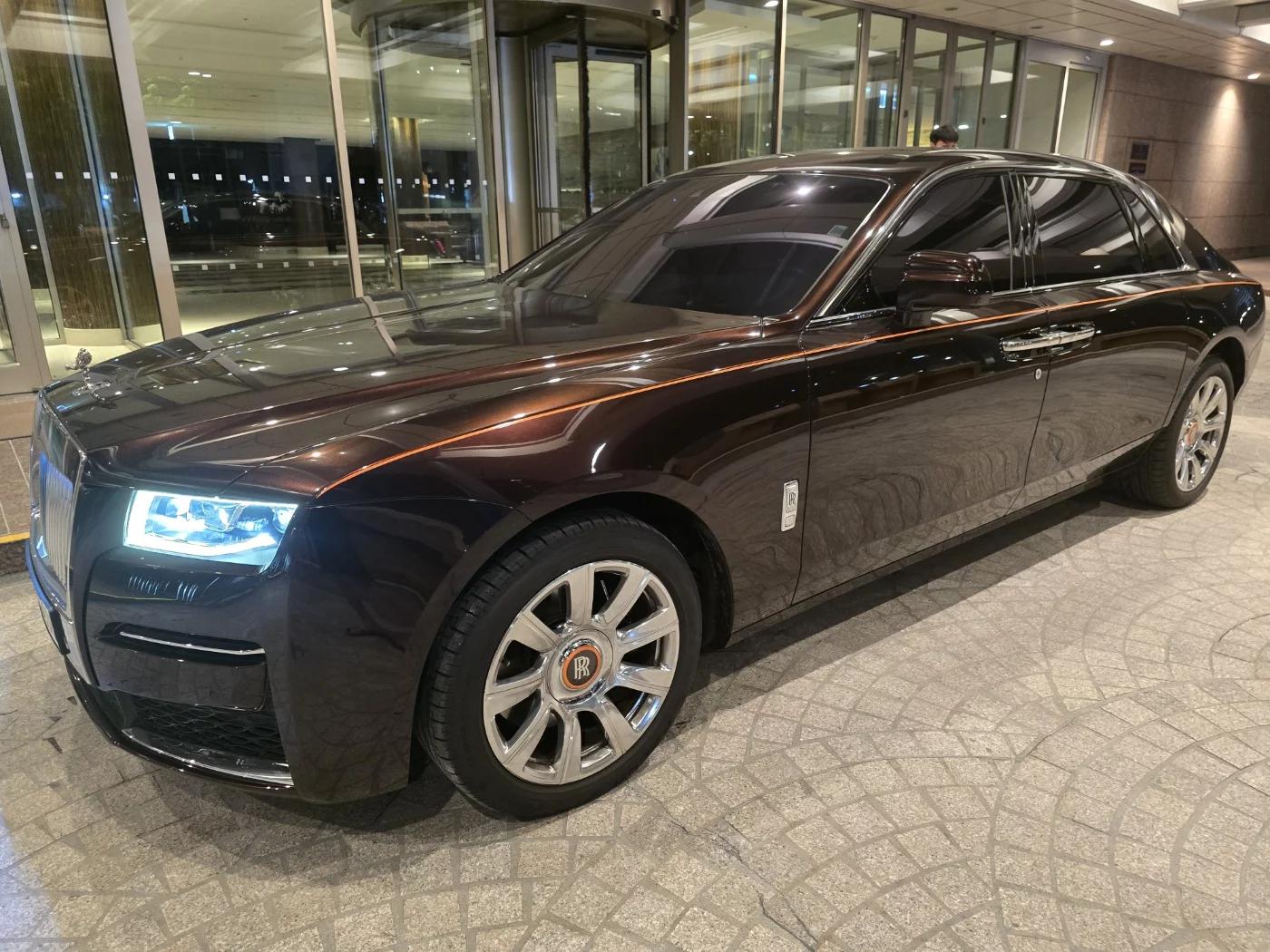 Rolls-Royce GHOST 6.7 EWB V12, 2021 г. 61671 км.