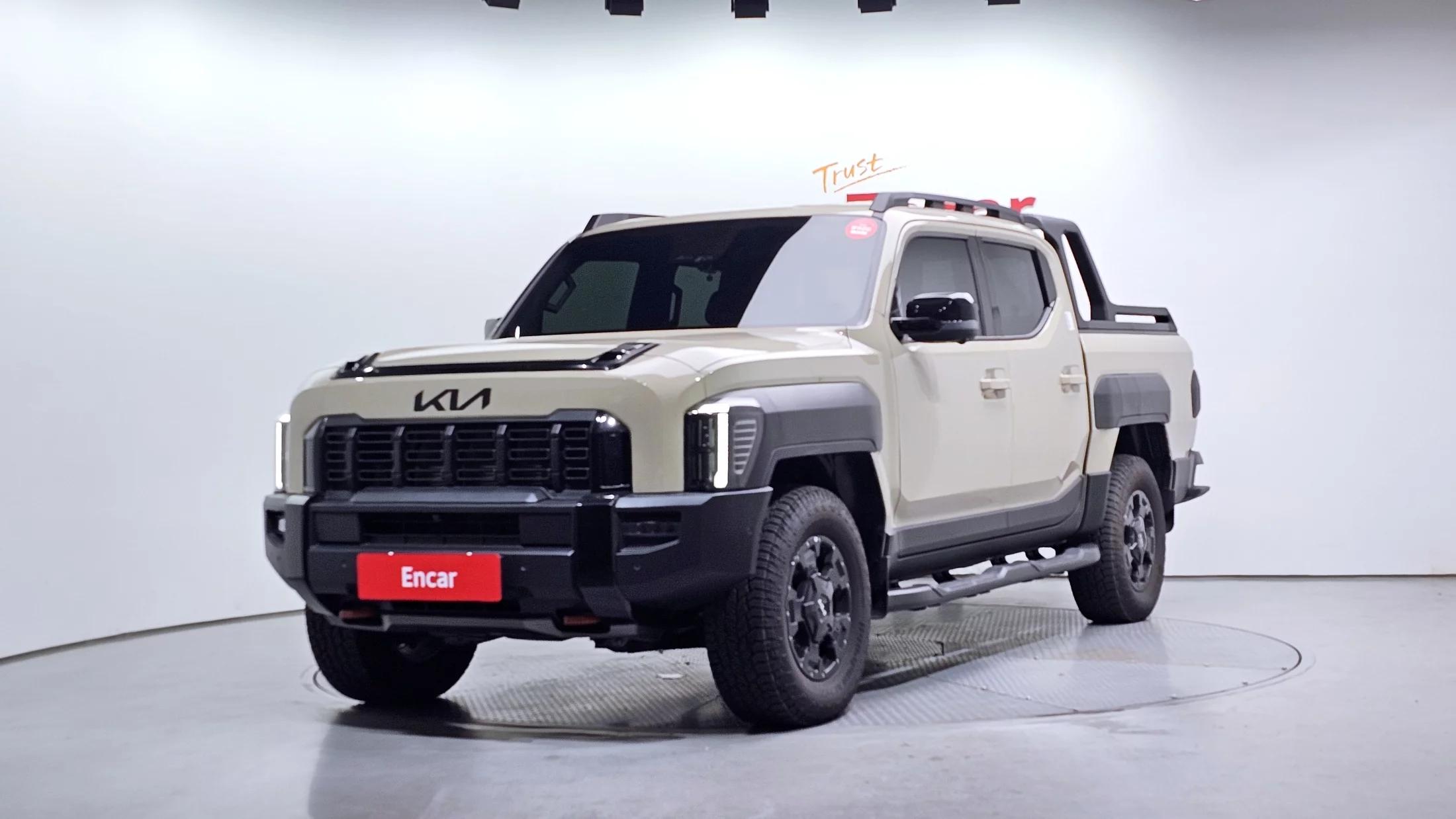 Kia Tasman 2.5T Gasoline 4WD X-Pro, 2025 г. 3638 км.
