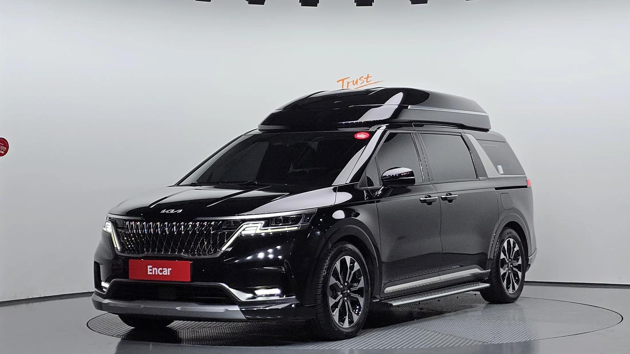 Kia Carnival Gasoline 4-Seater Hi-Limousine Signature, 2021 г. 79262 км.