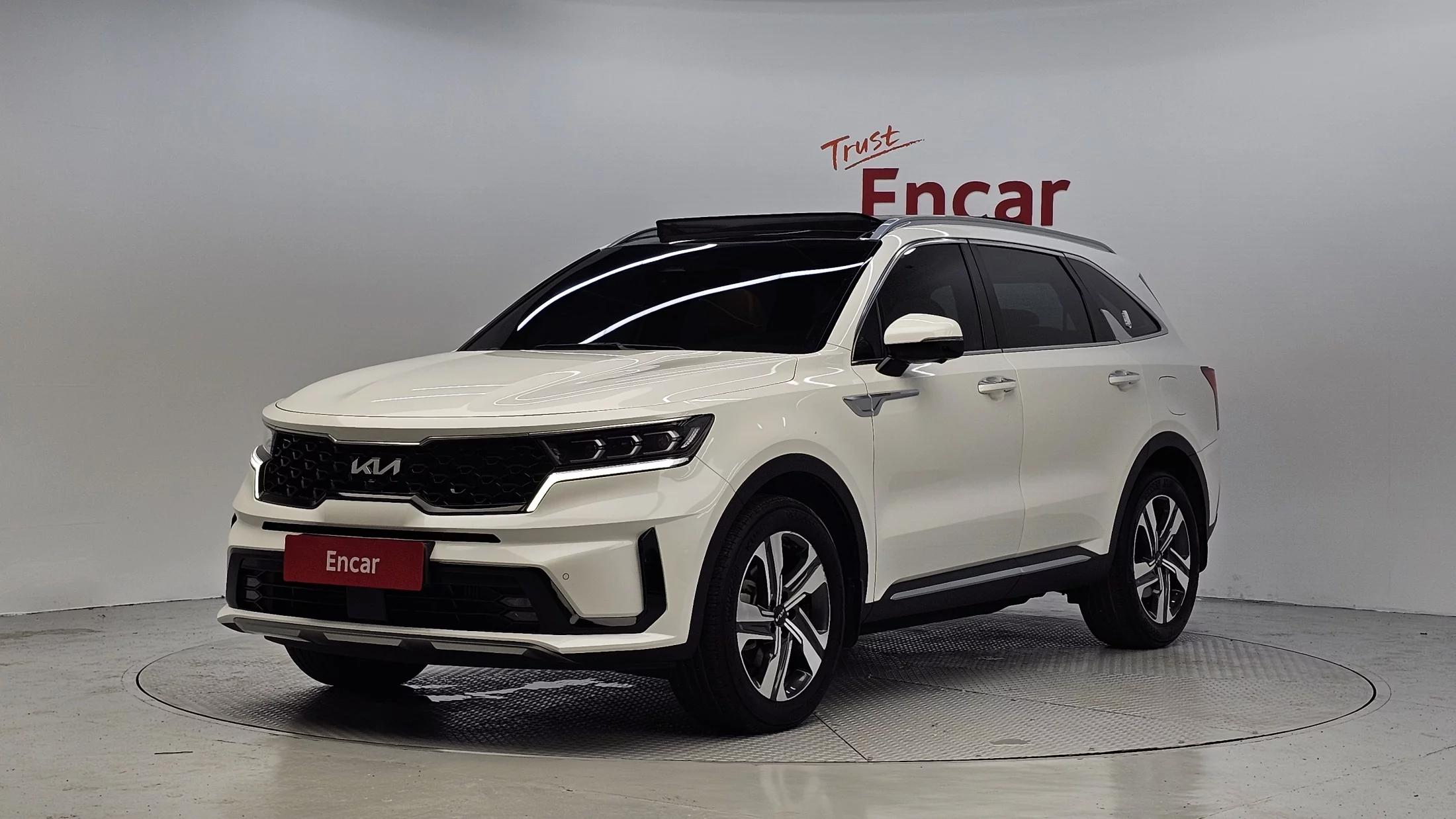 Kia Sorento HEV 1.6 2WD Noblesse, гибрид, 2023 г. 32229 км.