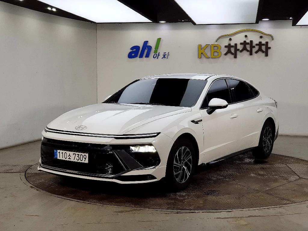 Hyundai Sonata Premium, гибрид, 2023 г. 32983 км.