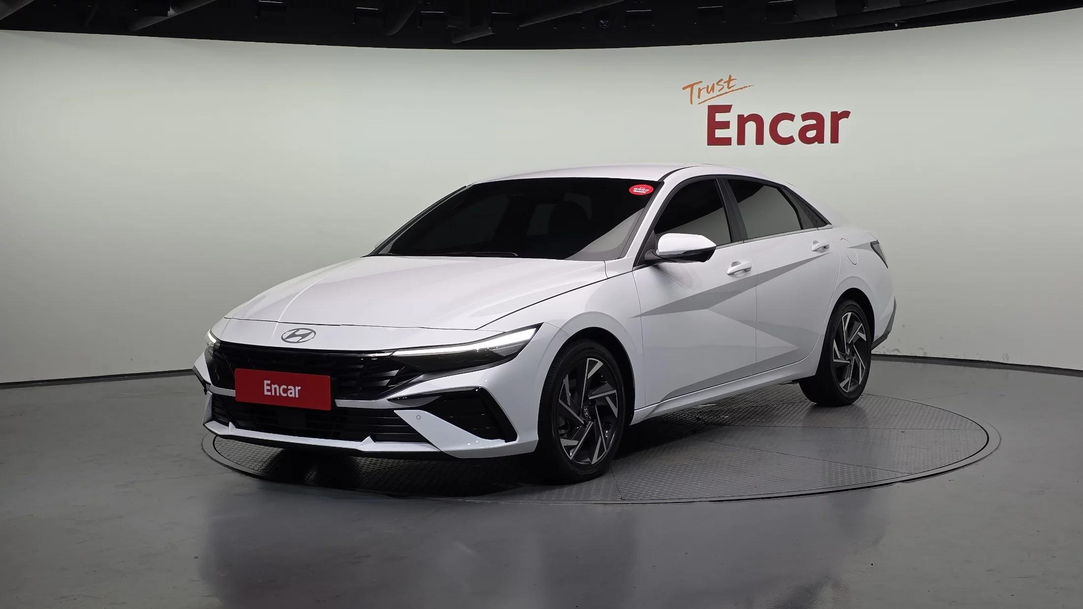 Hyundai AVANTE (Хендай Элантра) 1.6 Inspiration, 2025 г. 9865 км.