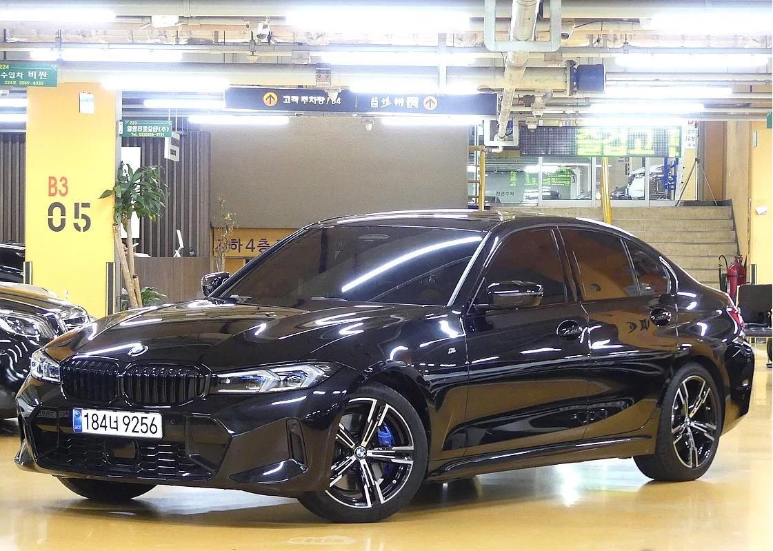 BMW 3-Series 320i M Sport, 2023 г. 29095 км.