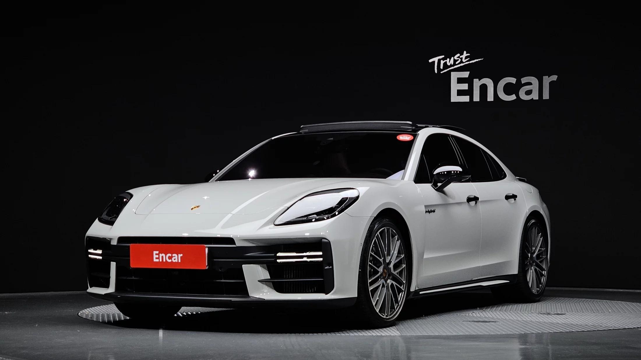 Porsche PANAMERA 2.9 AWD E-Hybrid, гибрид, 2025 г. 9738 км.