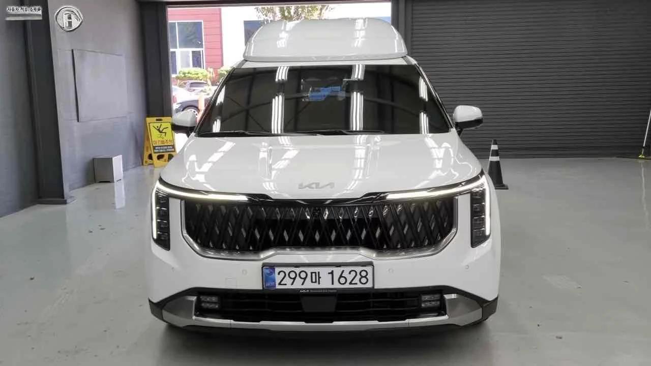 Kia Carnival Gasoline 7-Seater Hi Limousine Signature, 2025 г. 7337 км.