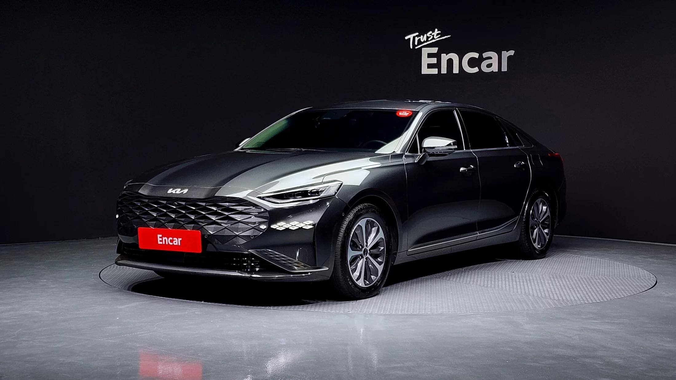 Kia K8 Noblesse, гибрид, 2023 г. 18787 км.