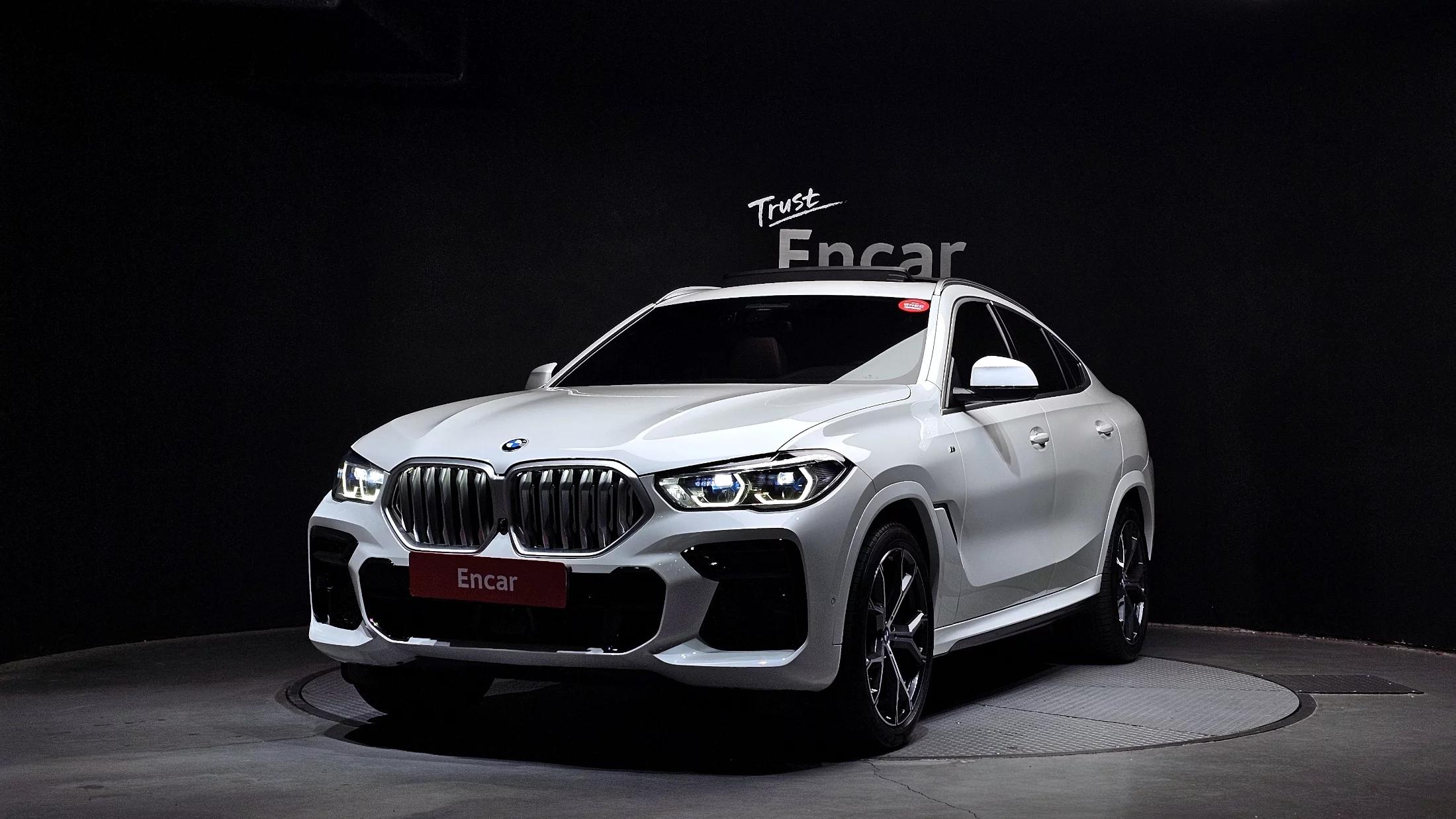 BMW X6 xDrive40i M Sport, 2023 г. 20466 км.