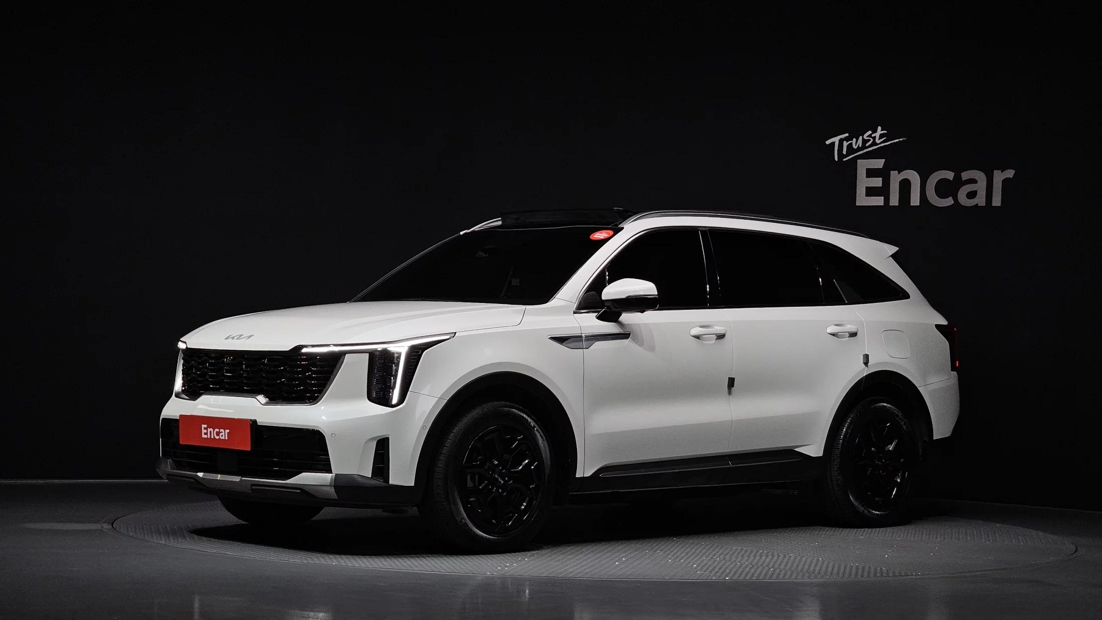 Kia Sorento HEV 1.6 2WD Signature, гибрид, 2023 г. 41050 км.