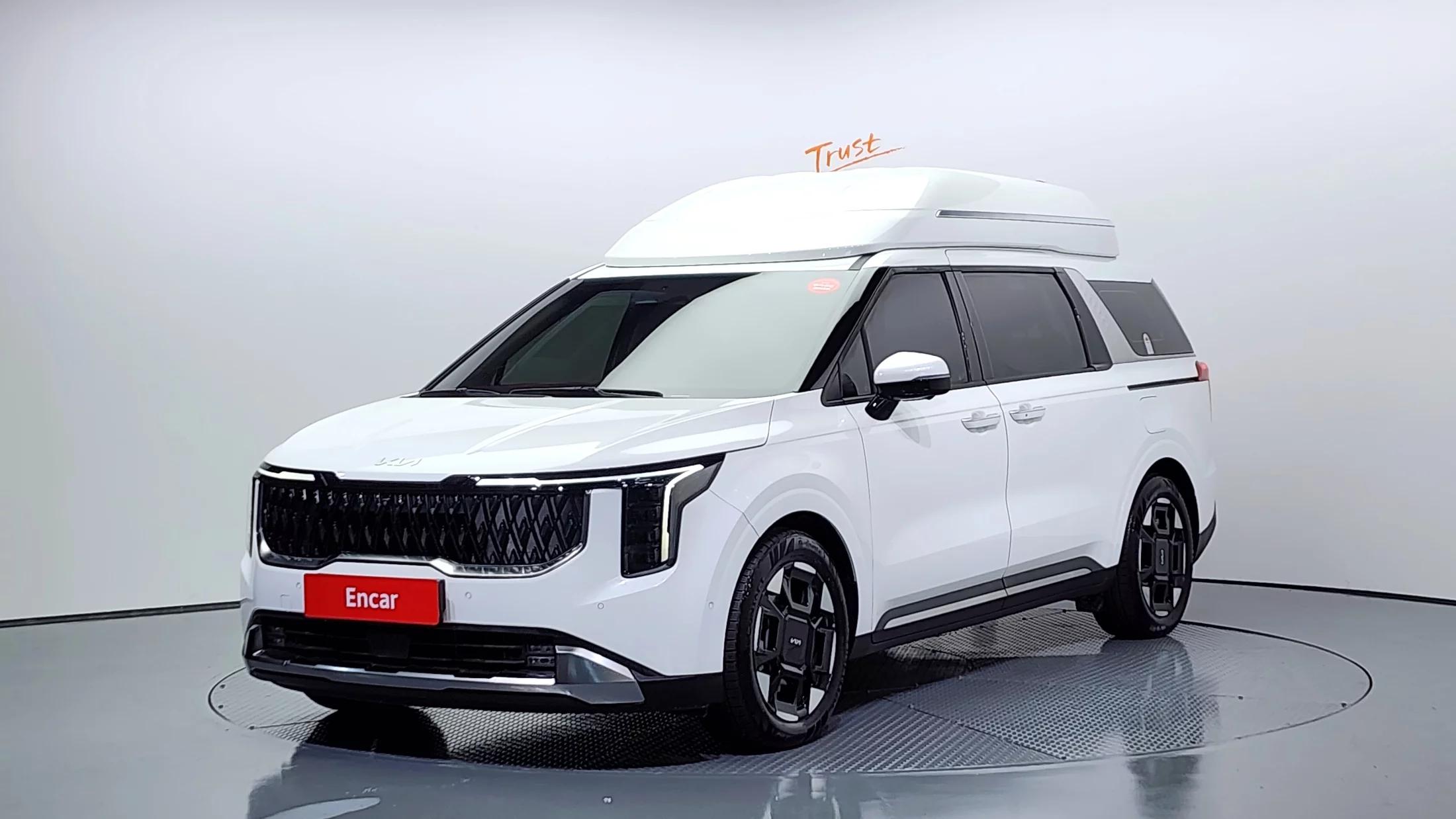 Kia Carnival Gasoline 7-Seater Hi Limousine Signature, 2024 г. 24042 км.