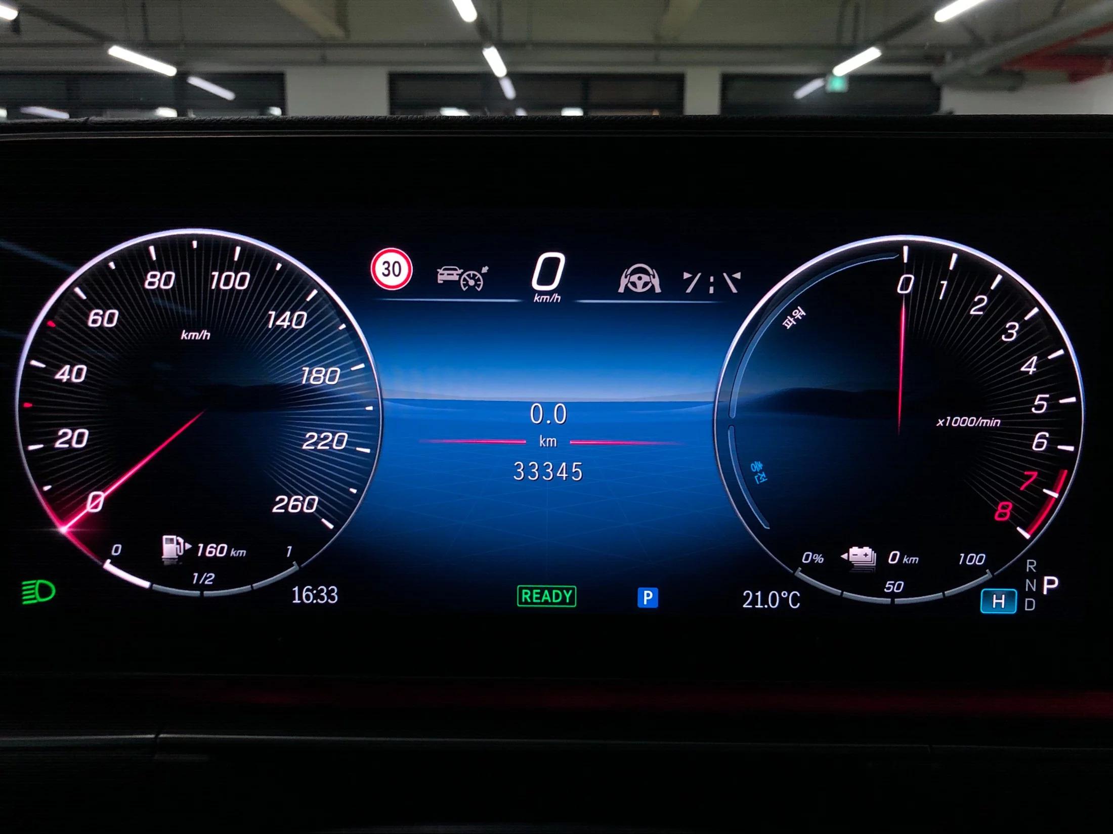 Mercedes-Benz GLE-Class GLE400e 4MATIC Coupe, гибрид, 2023 г. 33391 км.