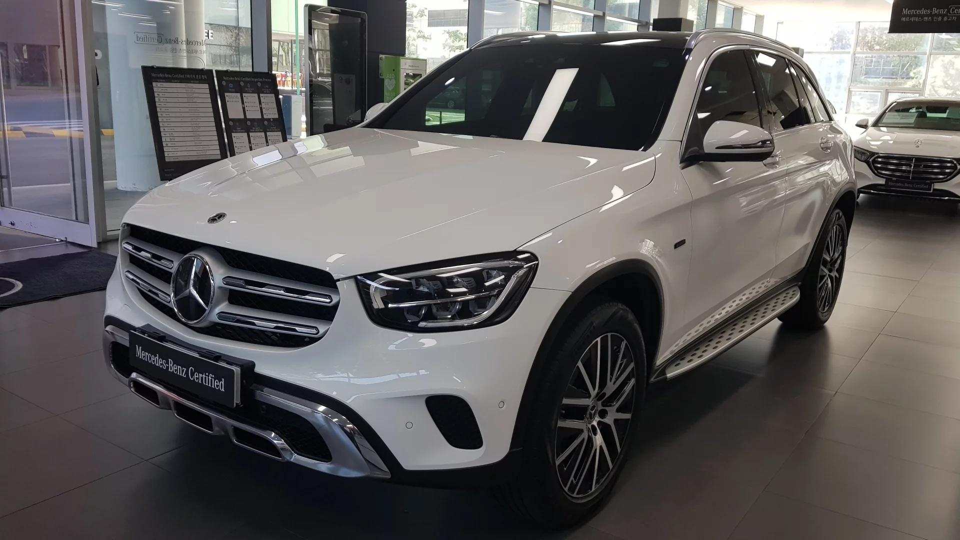 Mercedes-Benz GLC-Class GLC300e 4MATIC, гибрид, 2021 г. 78859 км.