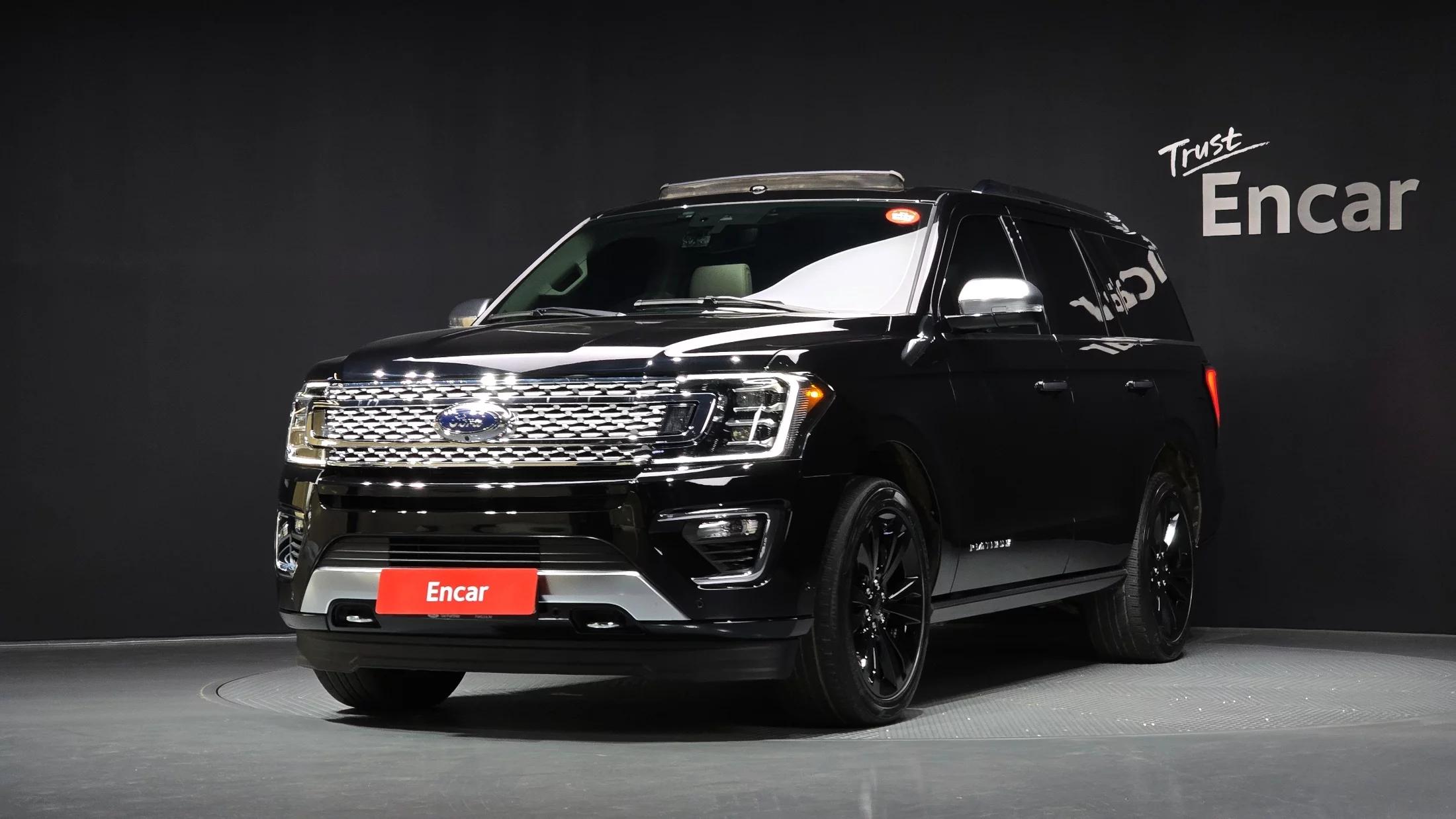 Ford EXPEDITION Platinum 4WD 7Seater, 2021 г. 50013 км.