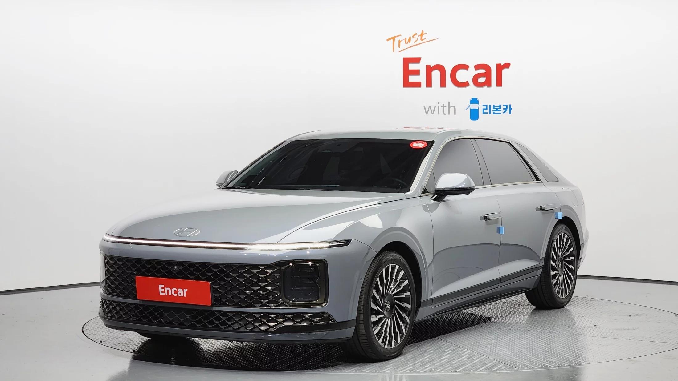 Hyundai Grandeur Calligraphy, гибрид, 2023 г. 139385 км.