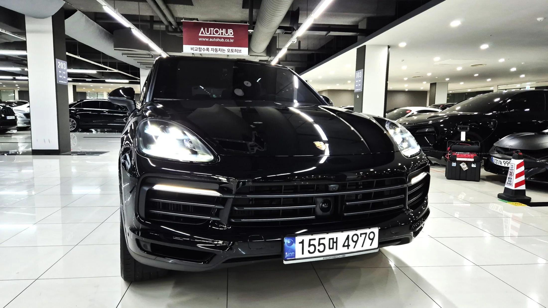 Porsche CAYENNE 3.0 E-HYBRID PLATINUM EDITION, гибрид, 2023 г. 23463 км.