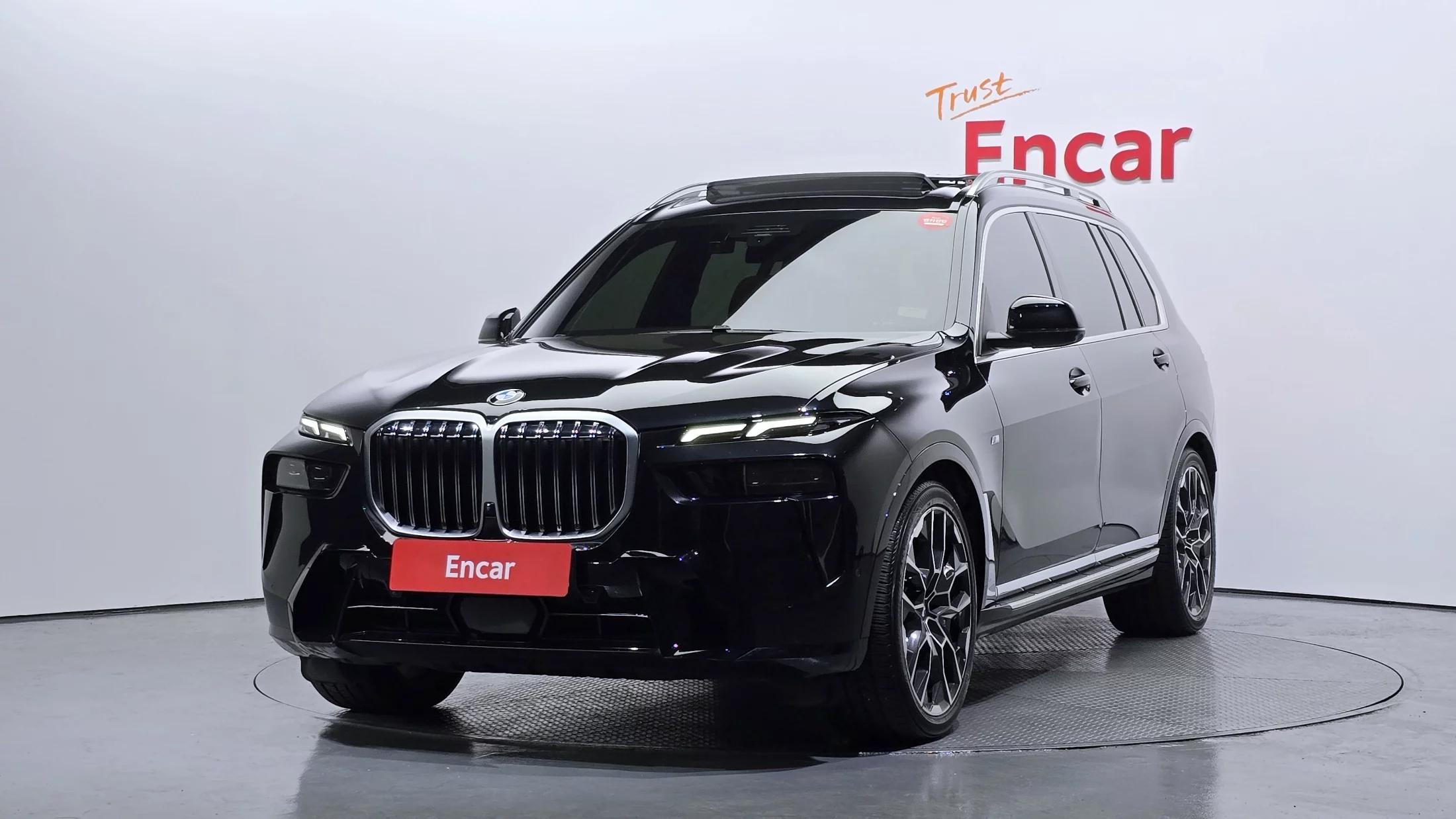 BMW X7 xDrive 40d M Sport 6STR, 2024 г. 61256 км.