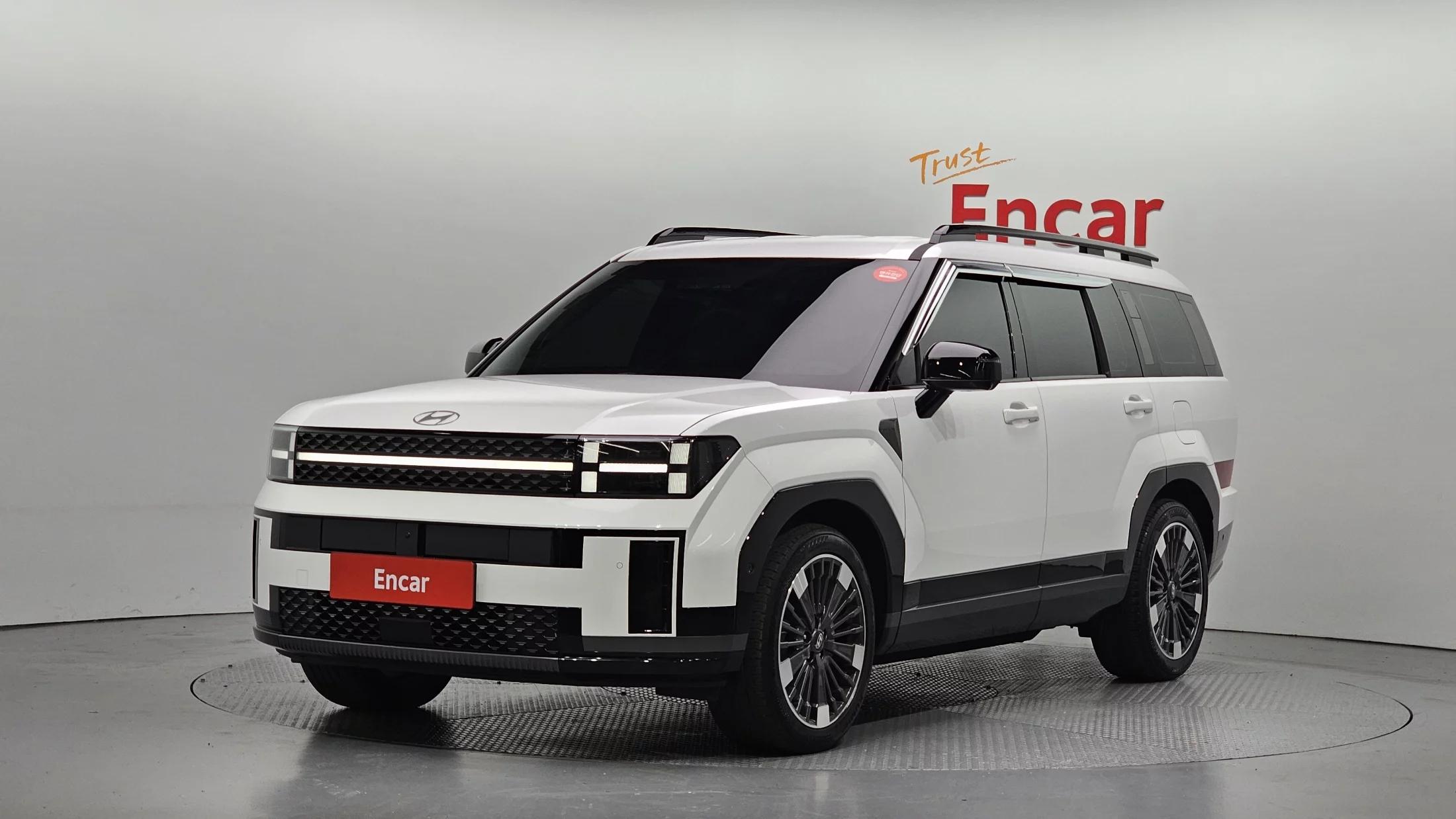 Hyundai Santa Fe HEV 1.6 4WD Calligraphy, гибрид, 2023 г. 29816 км.