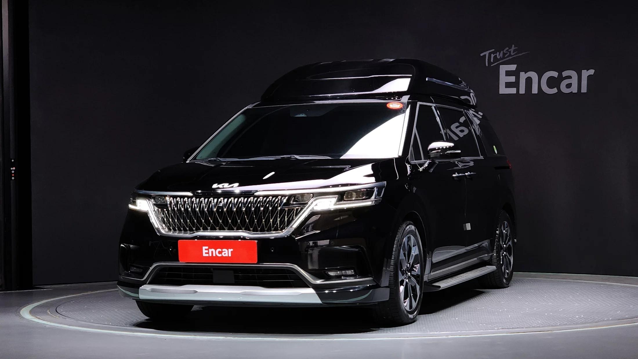 Kia Carnival Gasoline 9-Seater Hi-Limousine Signature, 2022 г. 60201 км.