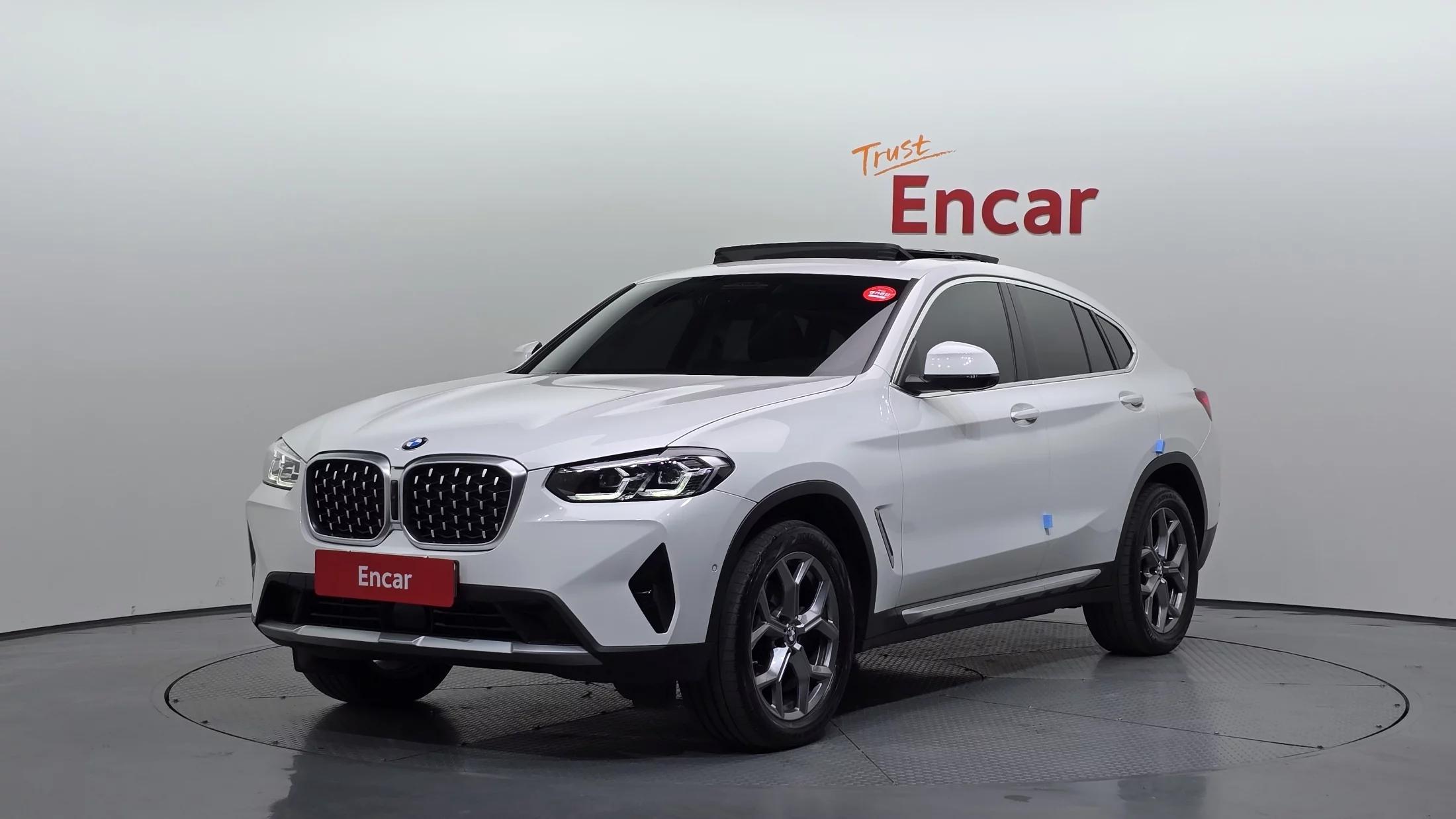 BMW X4 xDrive20i xLine, 2023 г. 53752 км.
