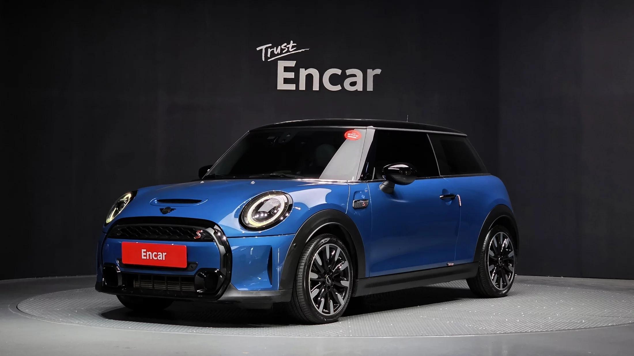 MINI Cooper Classic Third Generation, 2023 г. 11241 км.