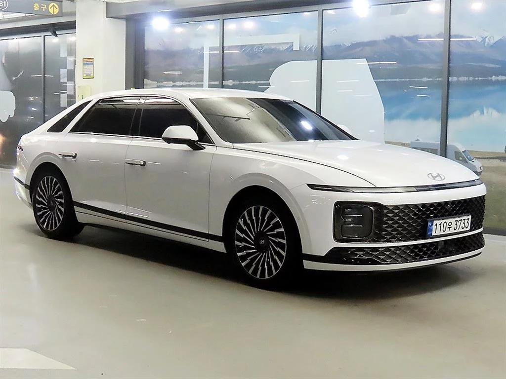 Hyundai Grandeur 2,5 Gasoline 2WD Calligraphy, 2023 г. 33717 км.
