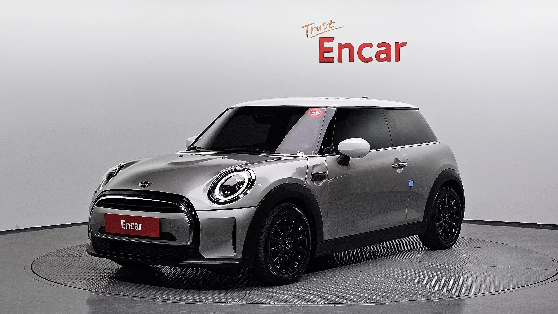 MINI Cooper Classic Third Generation, 2023 г. 51901 км.