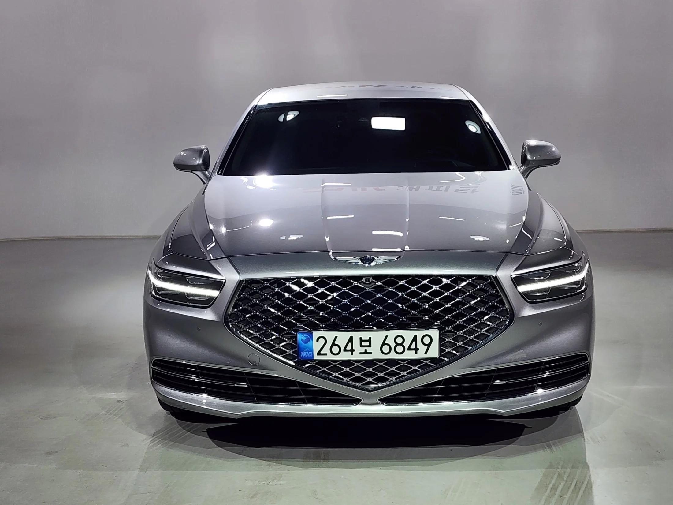 Genesis G90 3.8 AWD Premium Luxury, 2021 г. 60894 км.