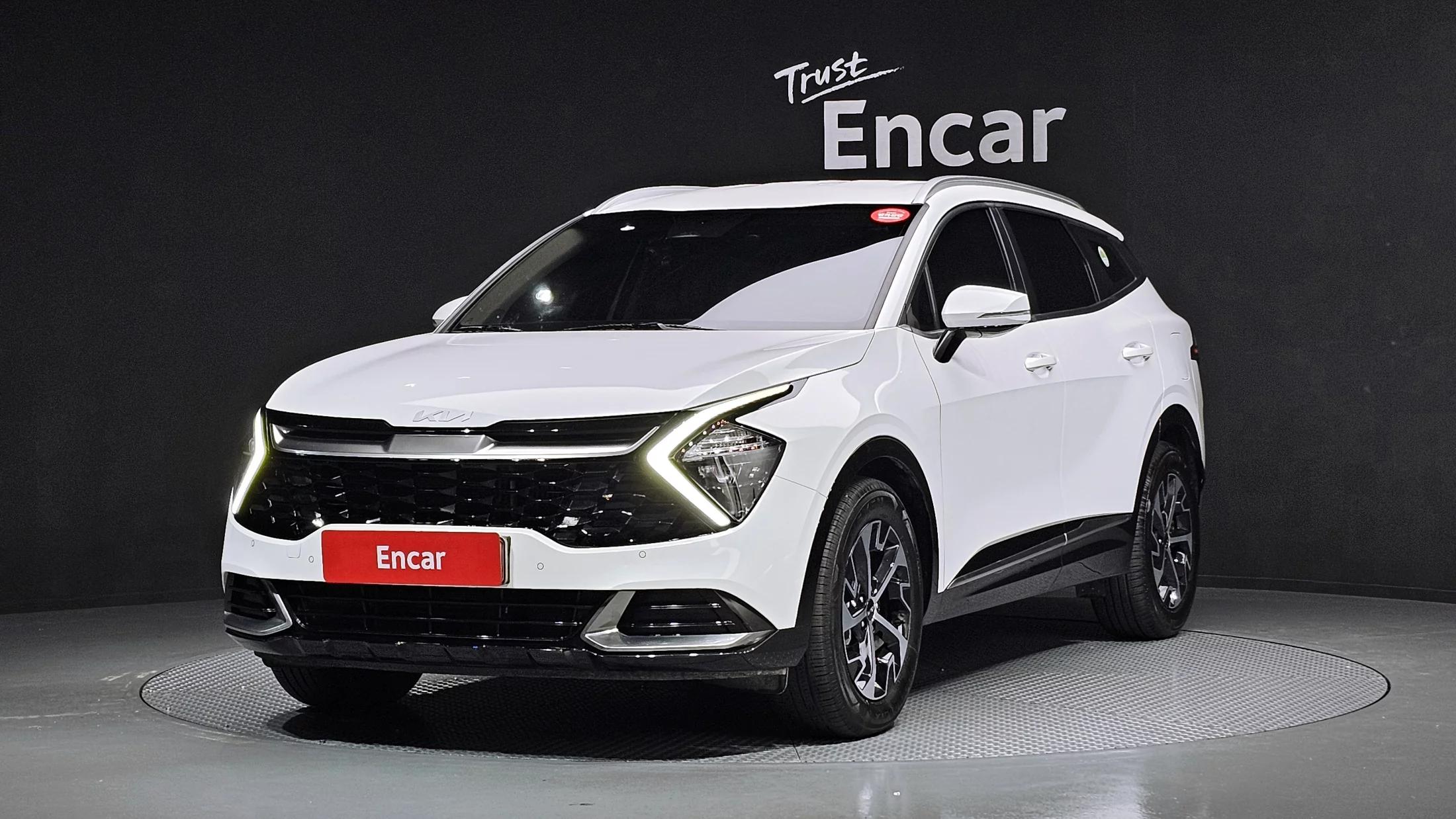 Kia Sportage Nobleless 2WD, гибрид, 2021 г. 75588 км.
