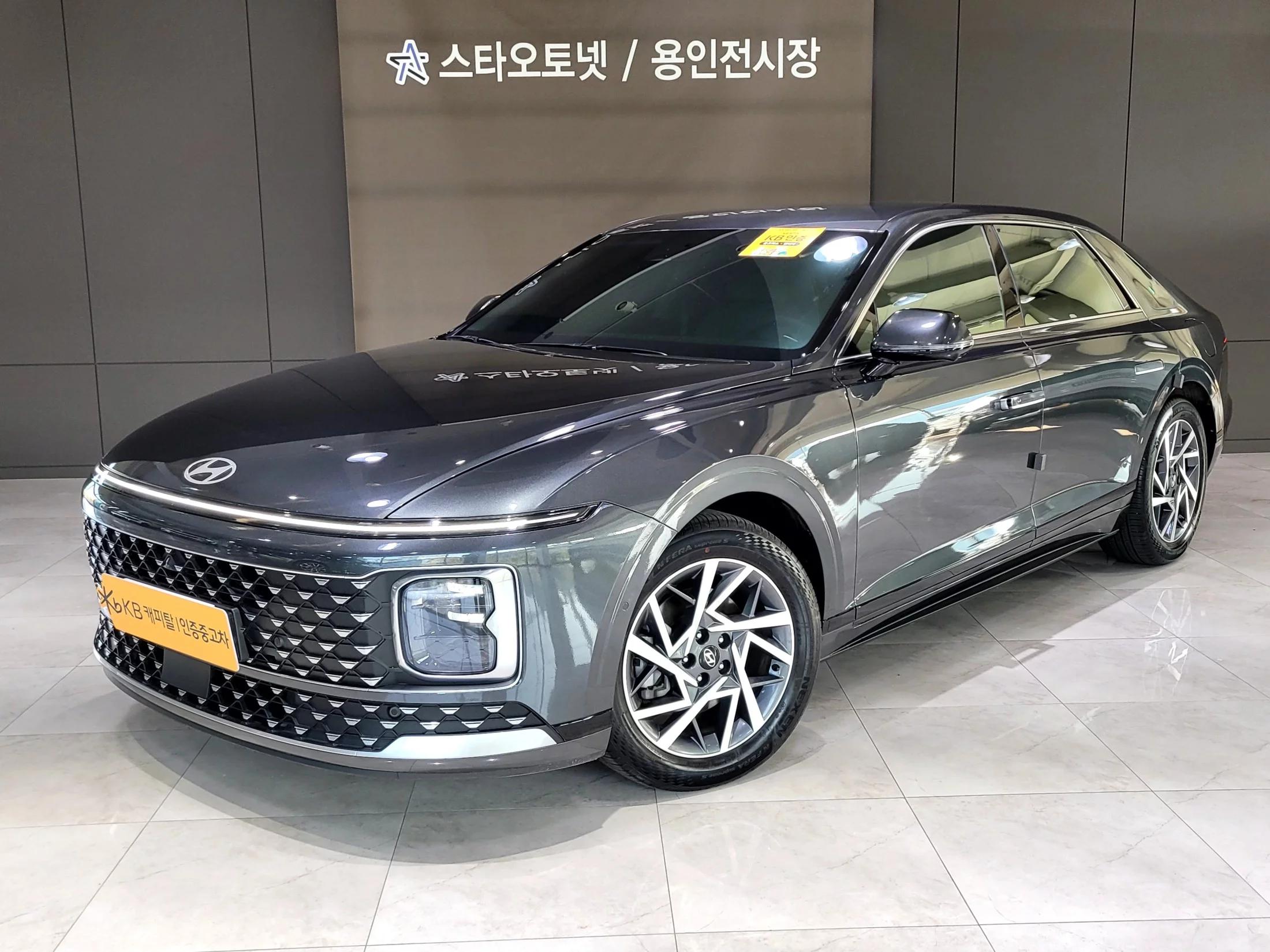 Hyundai Grandeur 2,5 Gasoline 2WD Exclusive, 2023 г. 14771 км.