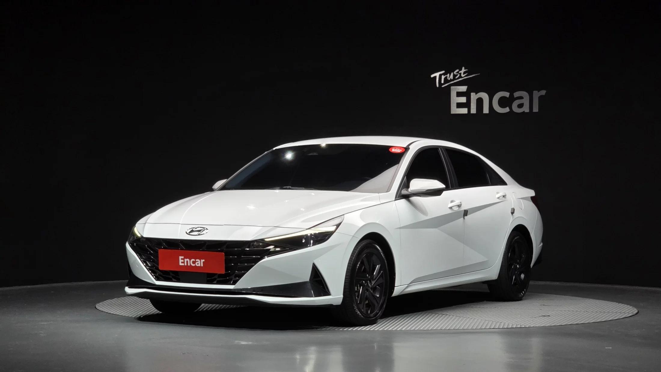 Hyundai AVANTE (Хендай Элантра) Modern, гибрид, 2021 г. 82679 км.