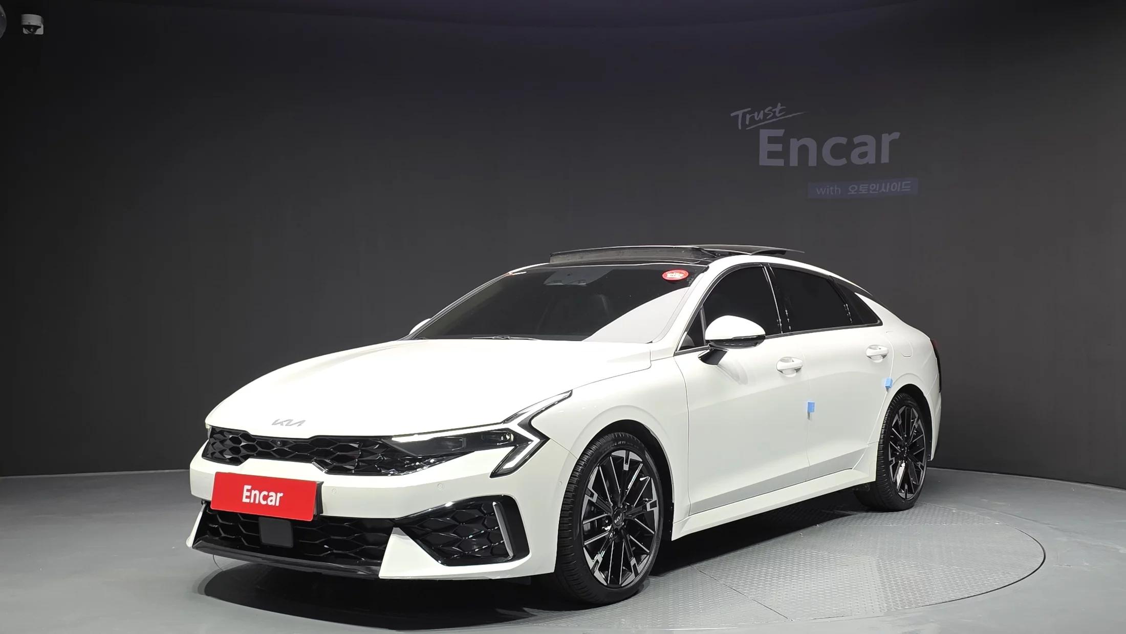 Kia K5 (Киа Оптима) 1.6 Turbo Signature, 2024 г. 16797 км.