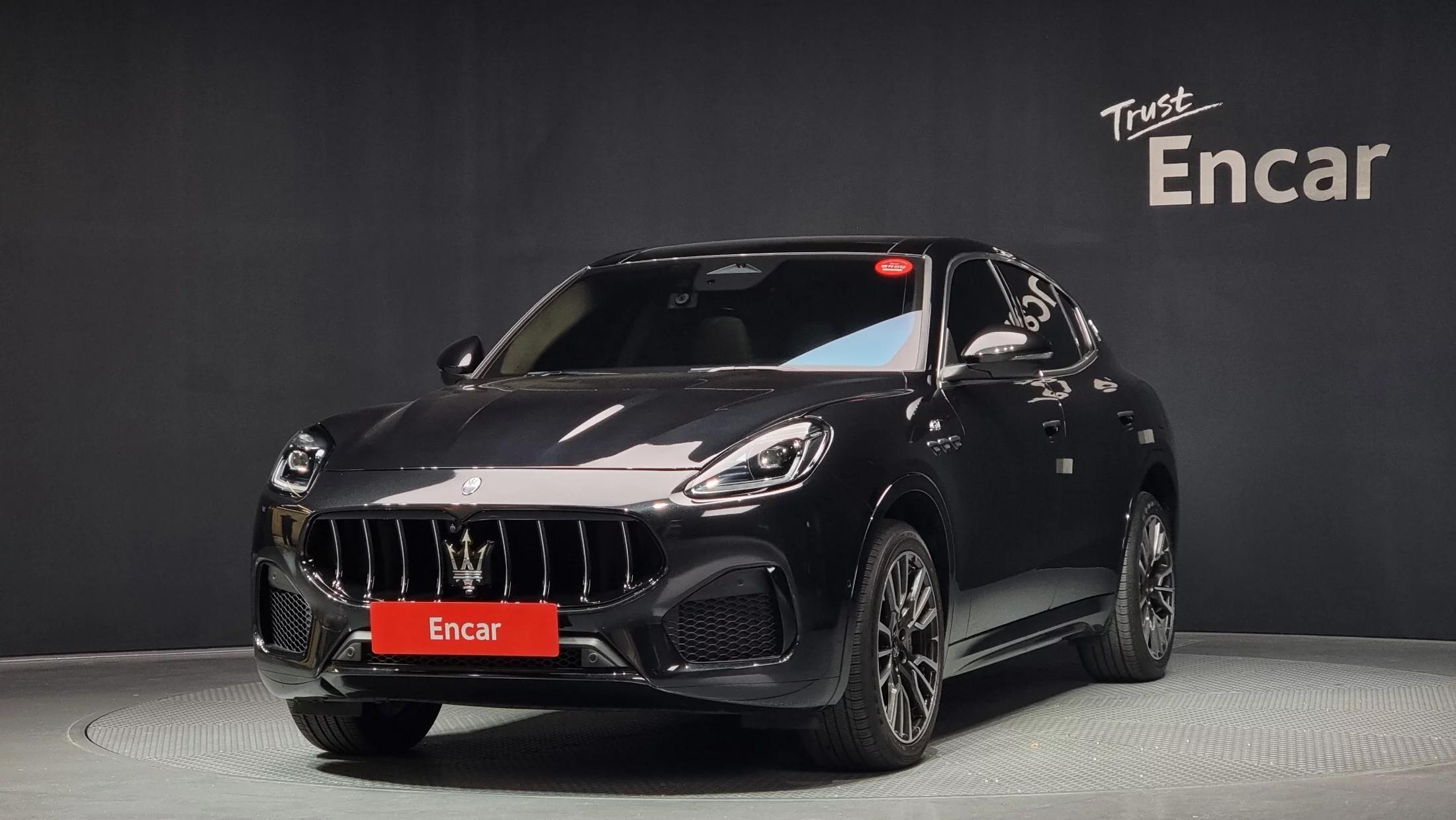 Maserati GRECALE 2.0 AWD GT, 2023 г. 16494 км.