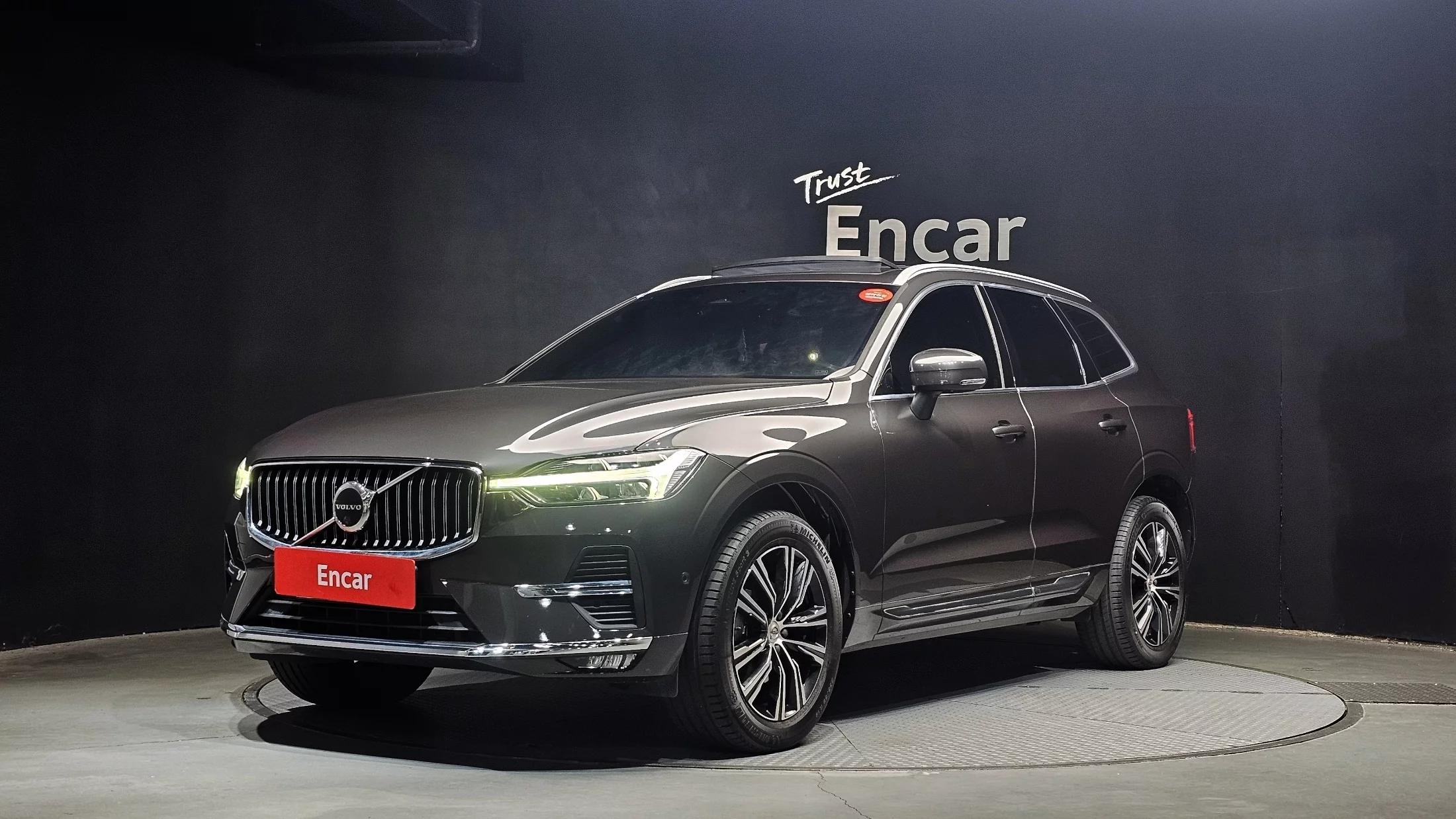 Volvo XC60 B5 Inscription, 2022 г. 45913 км.