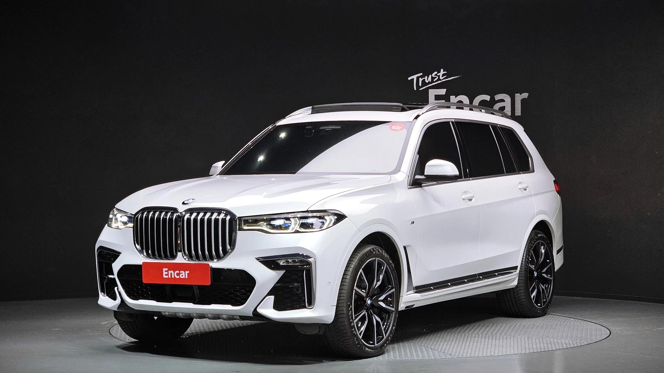 BMW X7 xDrive 40i M Sport 6STR, 2022 г. 76117 км.