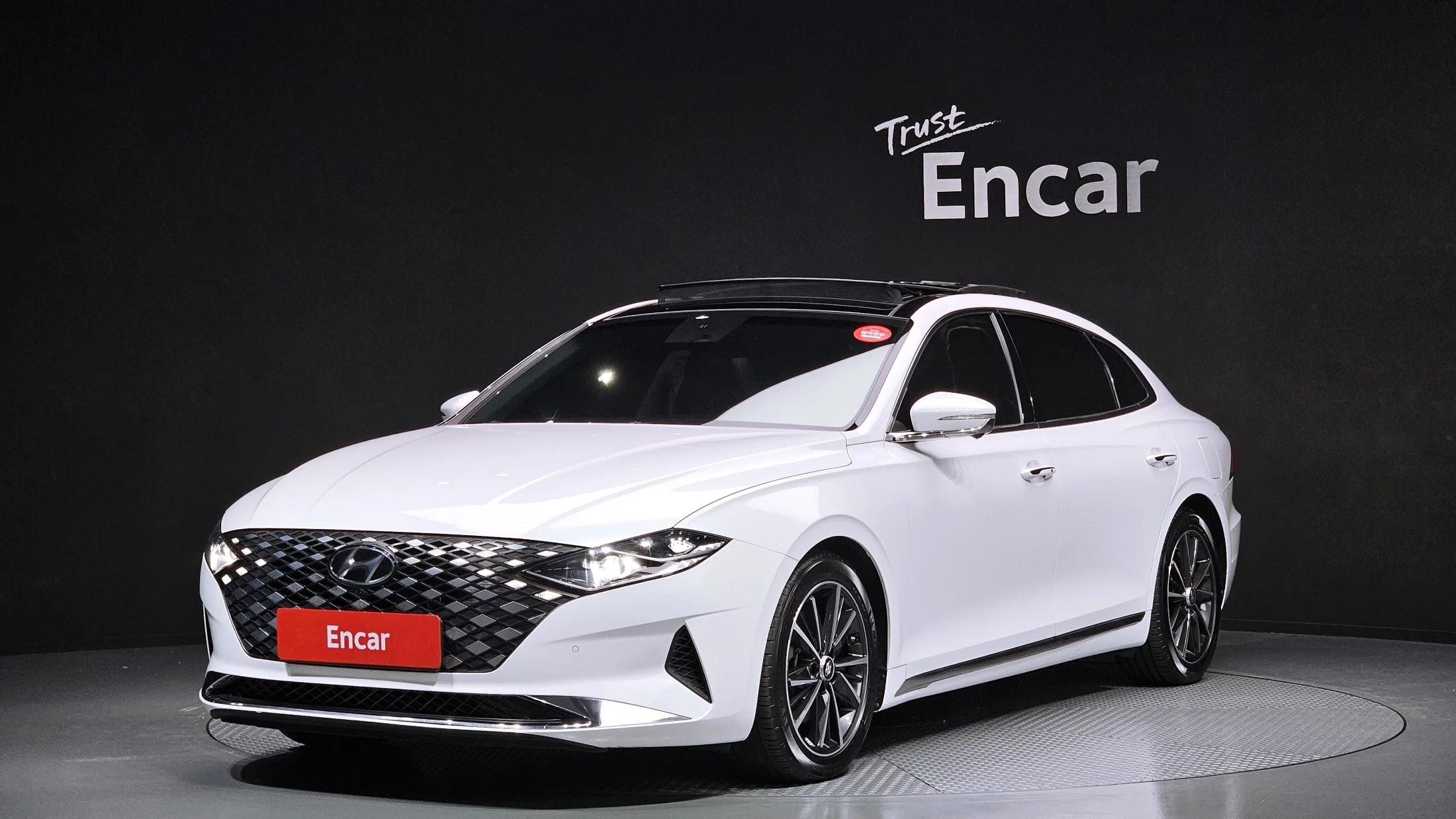 Hyundai Grandeur 2.5 Le Blanc, 2021 г. 94164 км.