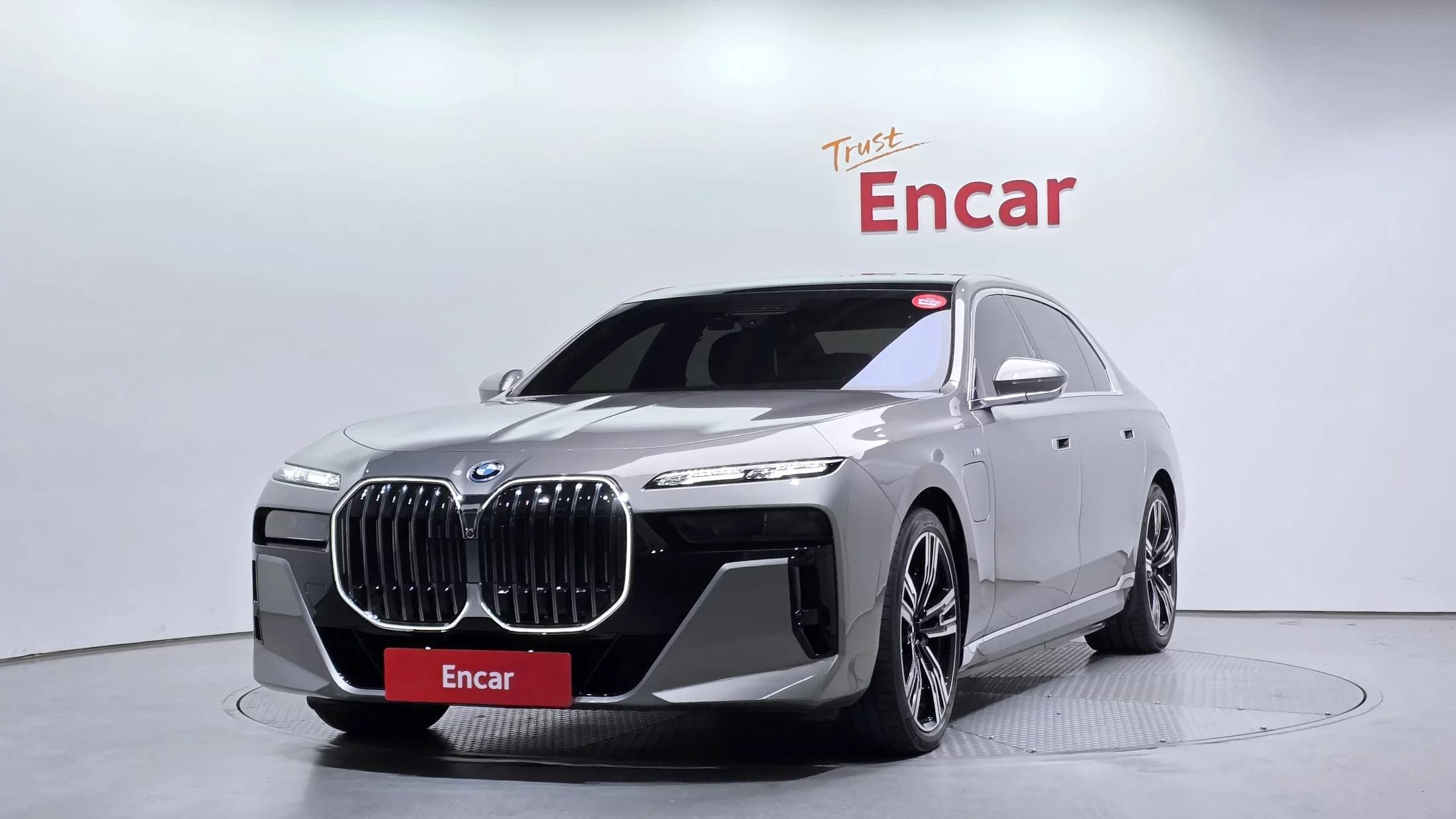 BMW 7-Series 750e xDrive M Sport, гибрид, 2024 г. 17737 км.