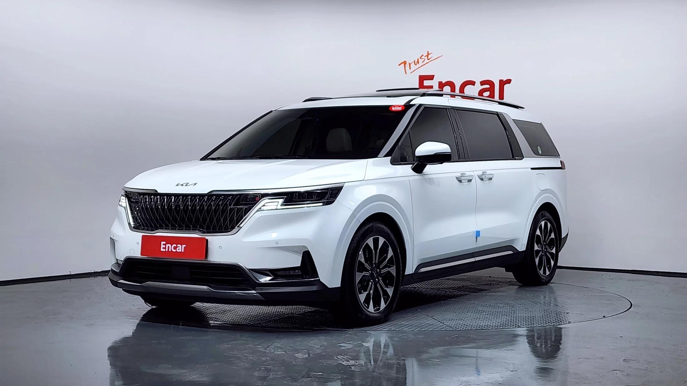 Kia Carnival 9-Seater Signature, 2021 г. 47923 км.