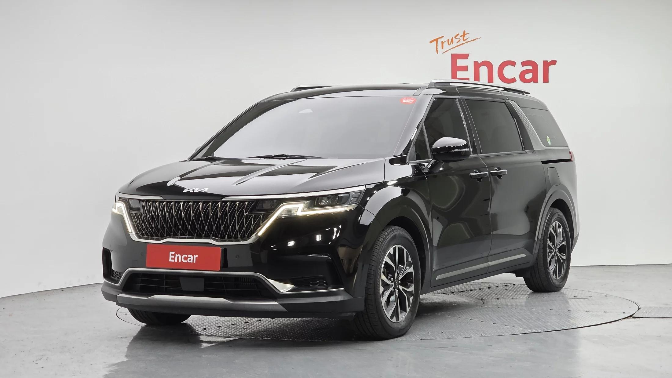 Kia Carnival 9-Seater Noblesse, 2022 г. 96739 км.