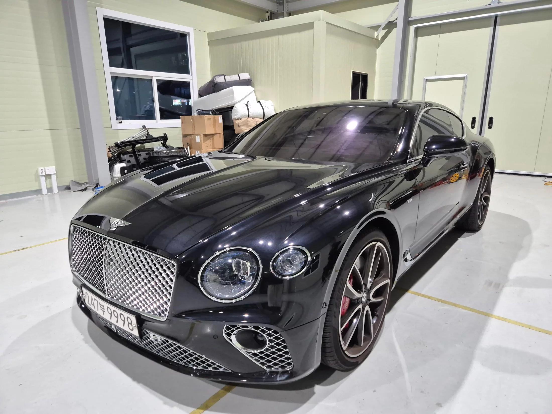 Bentley Continental GT 4.0 GT, 2022 г. 9100 км.