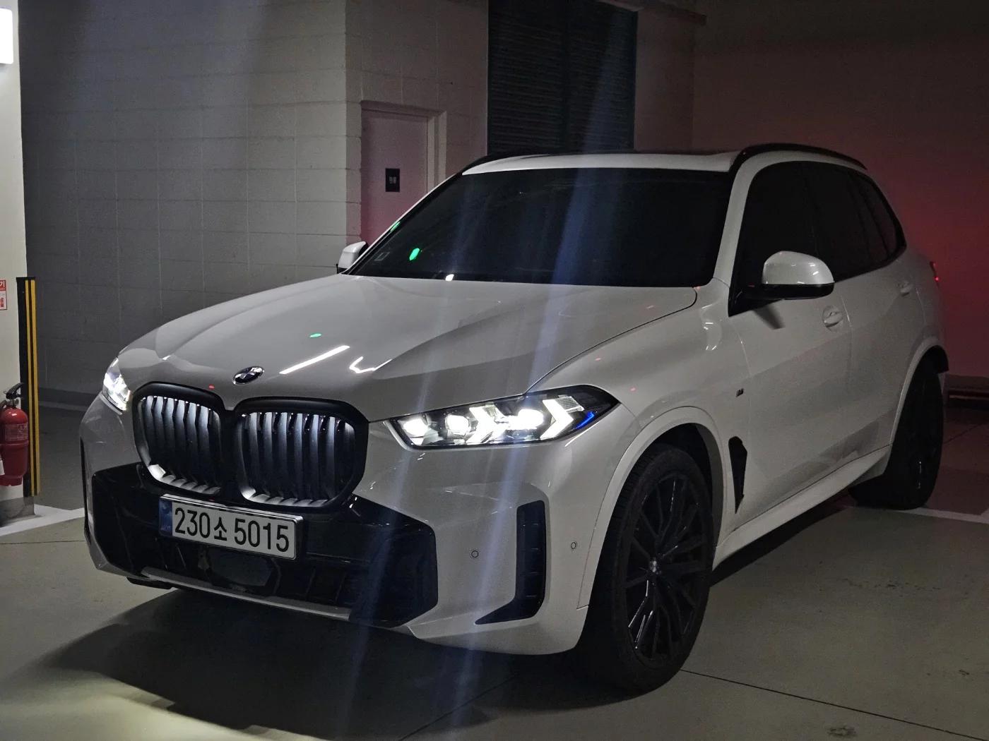 BMW X5 xDrive 40d M Sport Online Exclusive Editon, 2025 г. 4136 км.