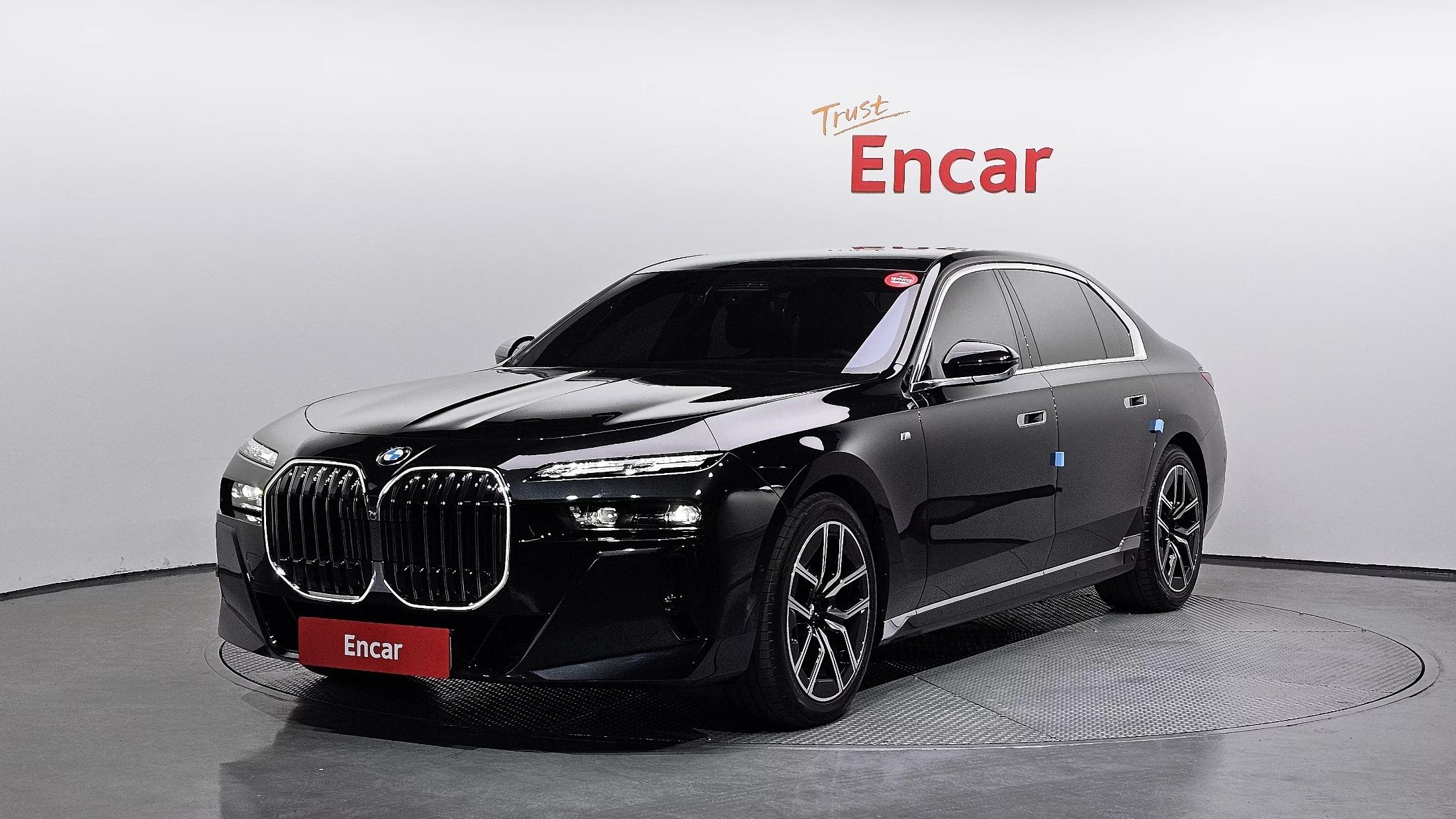 BMW 7-Series 740i xDrive M Sport, 2025 г. 17728 км.