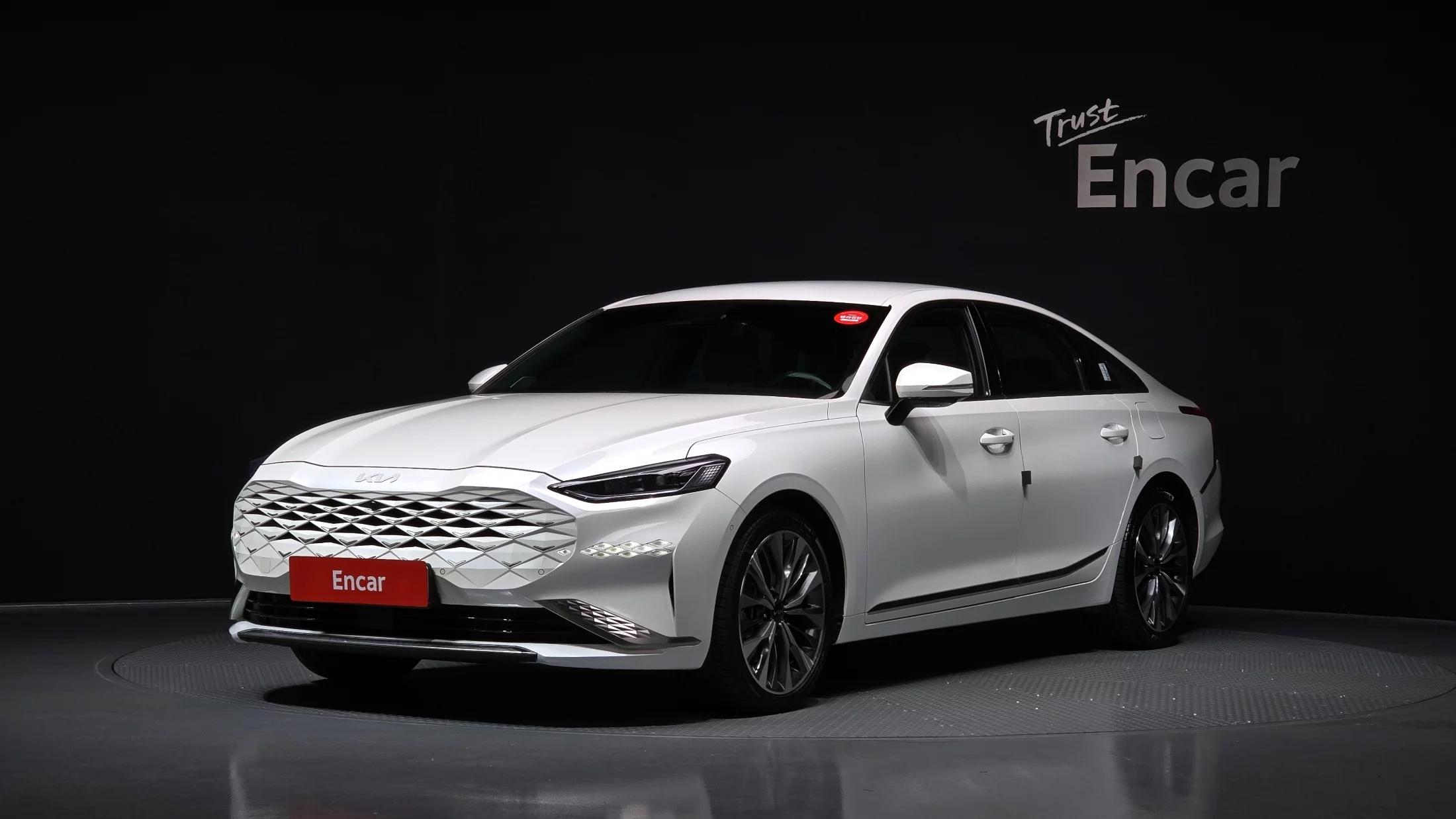 Kia K8 2.5 Gasoline 2WD Signature, 2022 г. 34784 км.