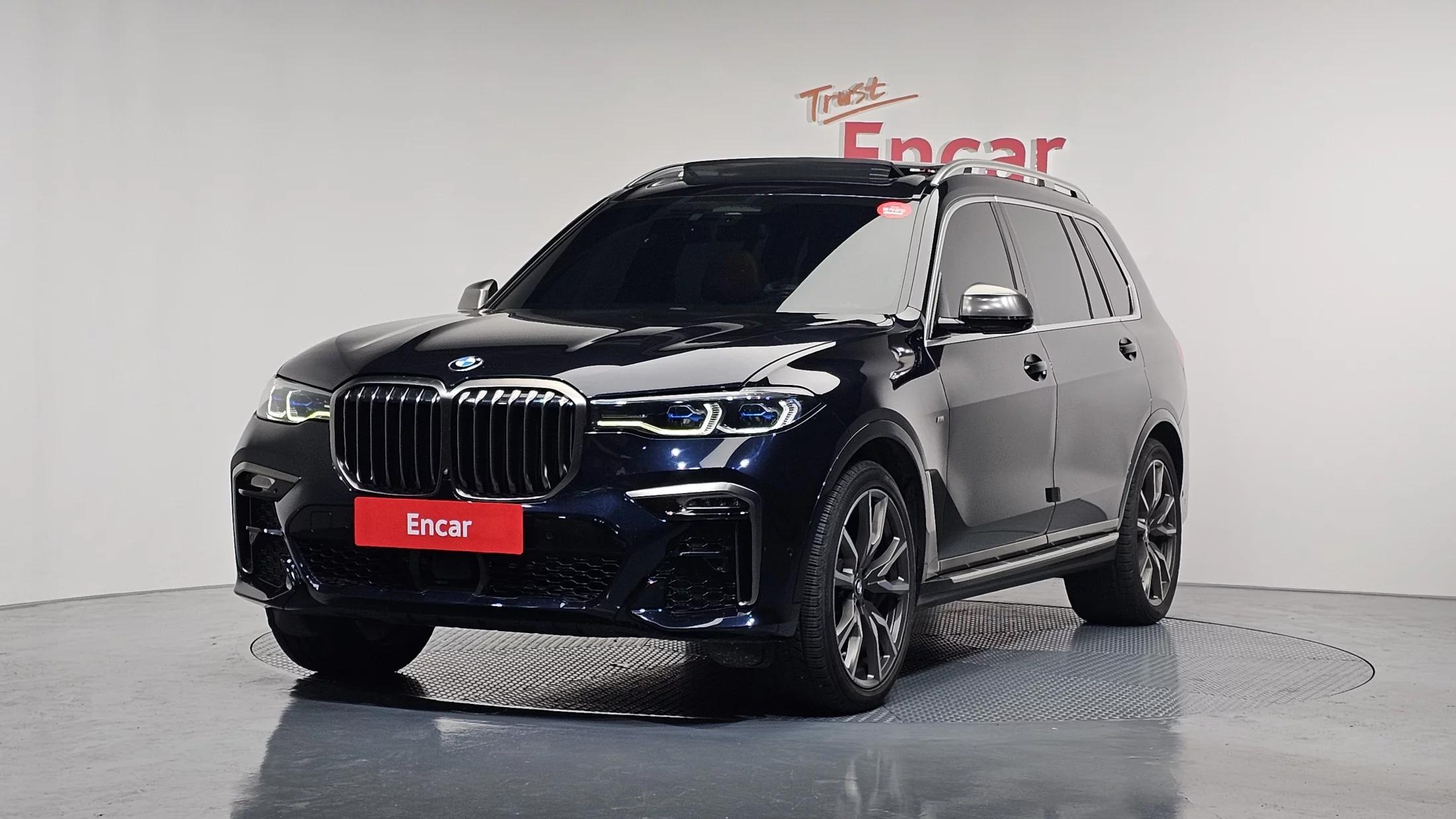 BMW X7 M50i 6STR, 2021 г. 80467 км.