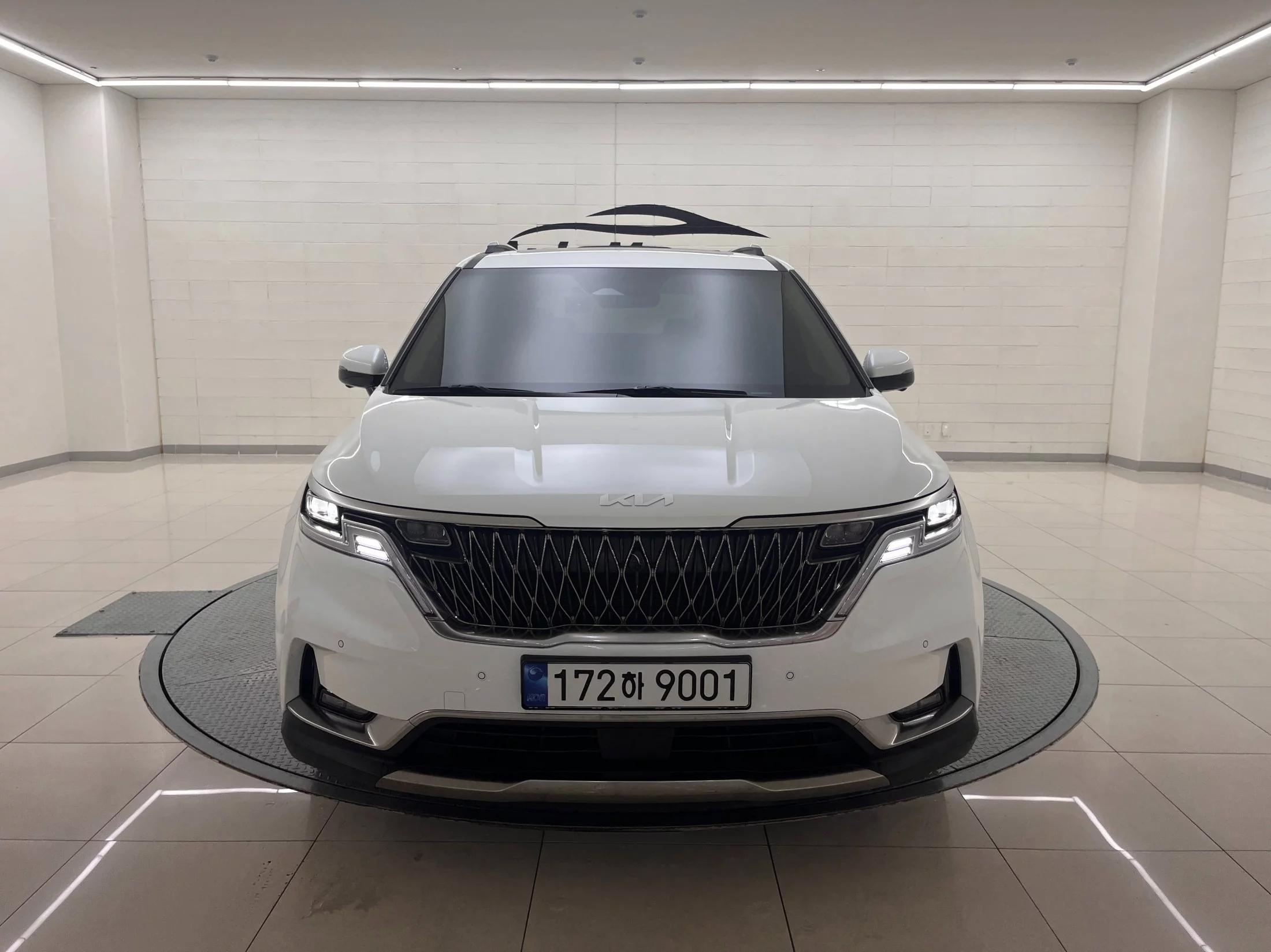 Kia Carnival 9-Seater Signature, 2022 г. 66999 км.