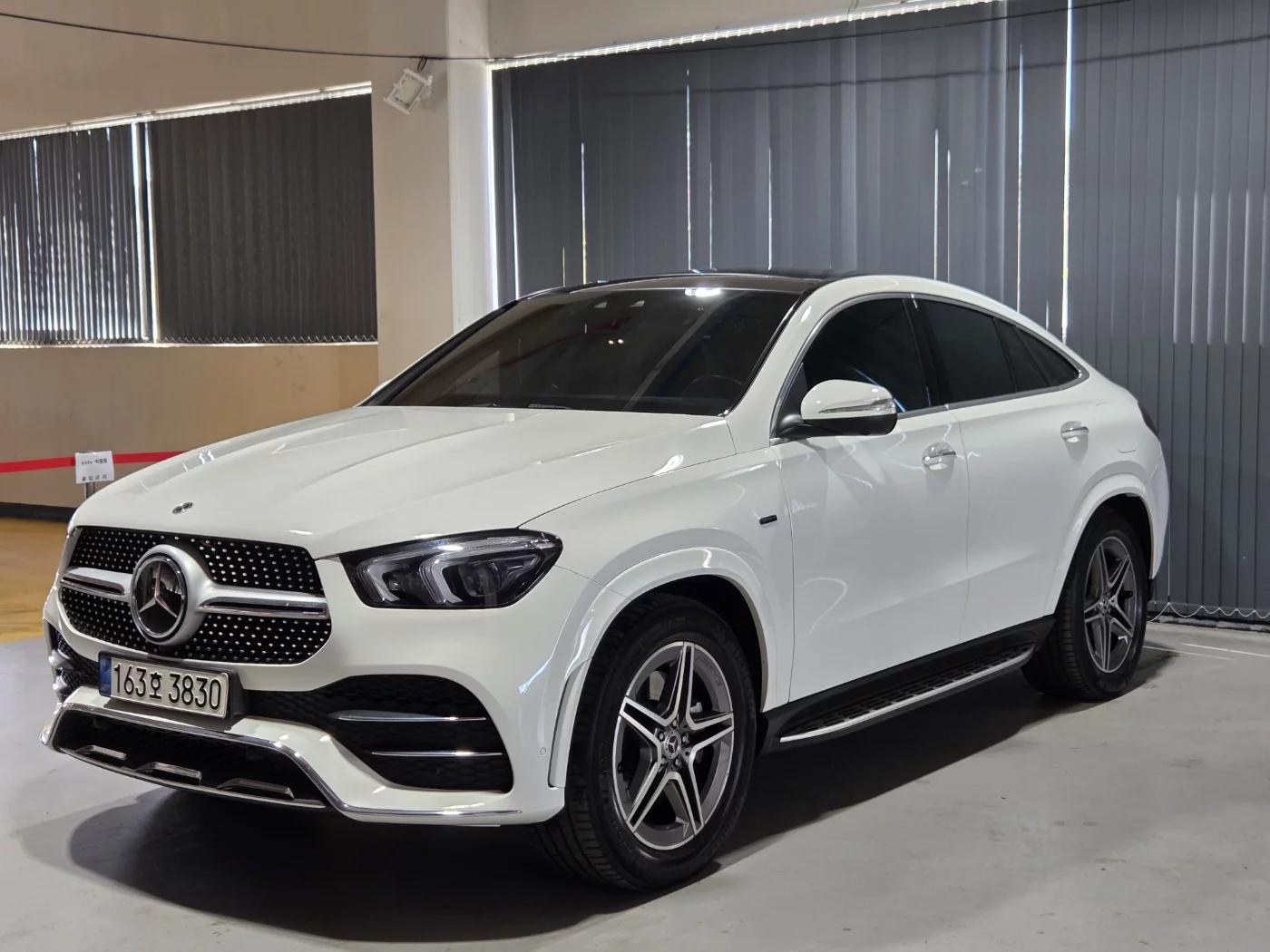 Mercedes-Benz GLE-Class GLE350e 4MATIC Coupe, гибрид, 2021 г. 60312 км.