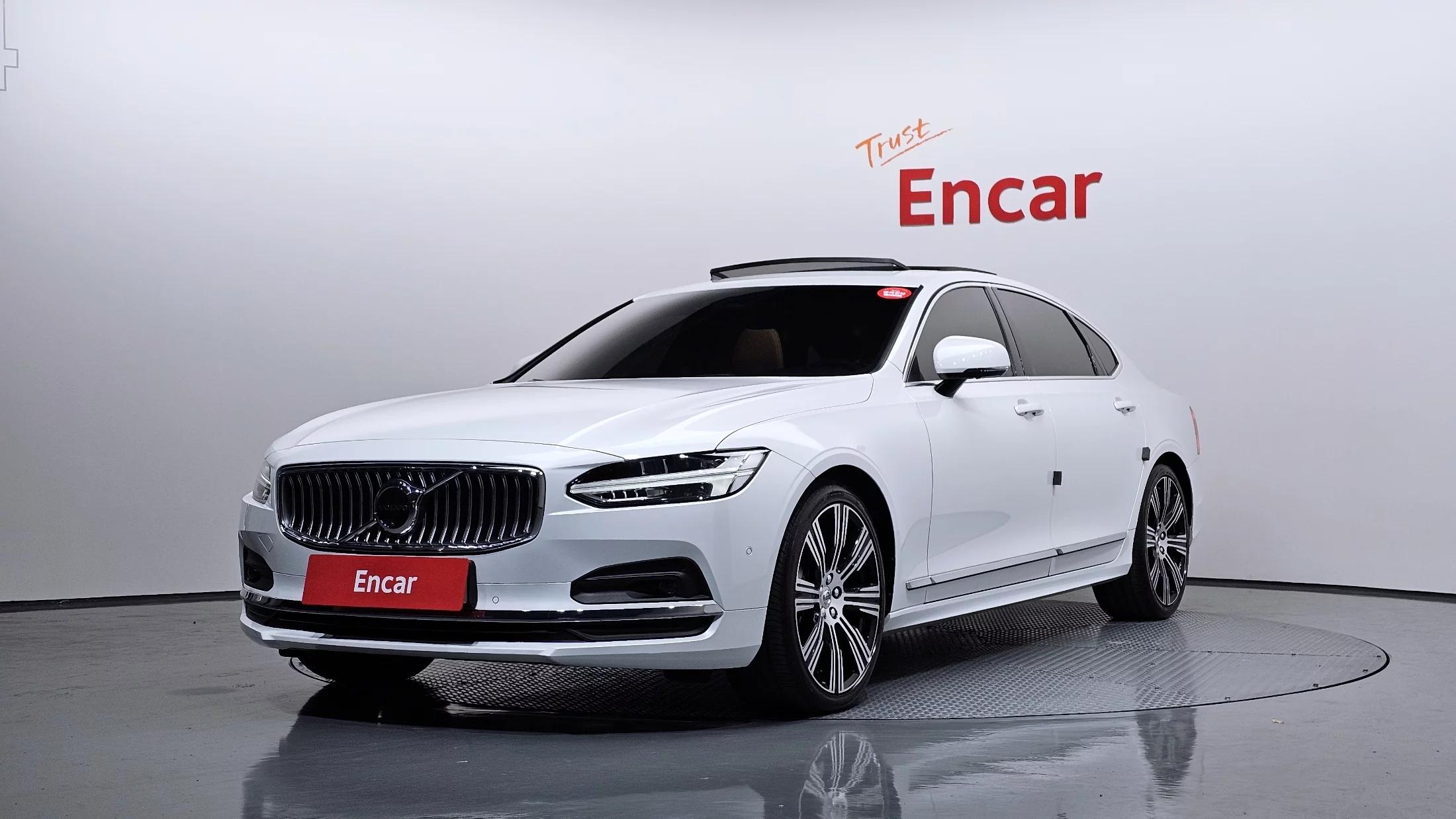 Volvo S90 B6 AWD Ultimate Bright, 2023 г. 14591 км.