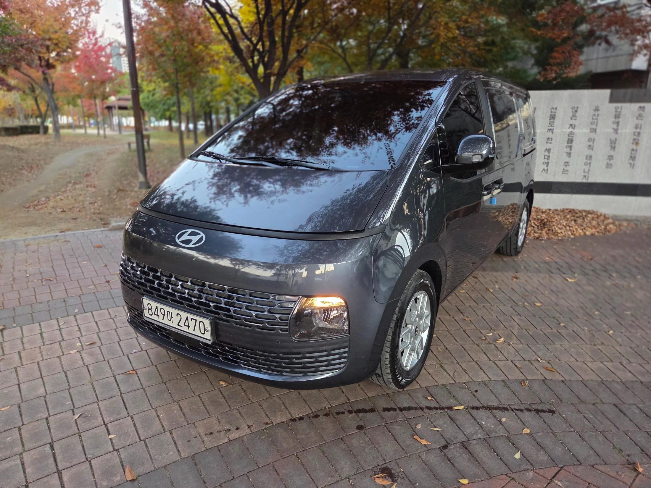 Hyundai Staria L3.5 Cargo 3-Seater Modern, 2024 г. 36518 км.