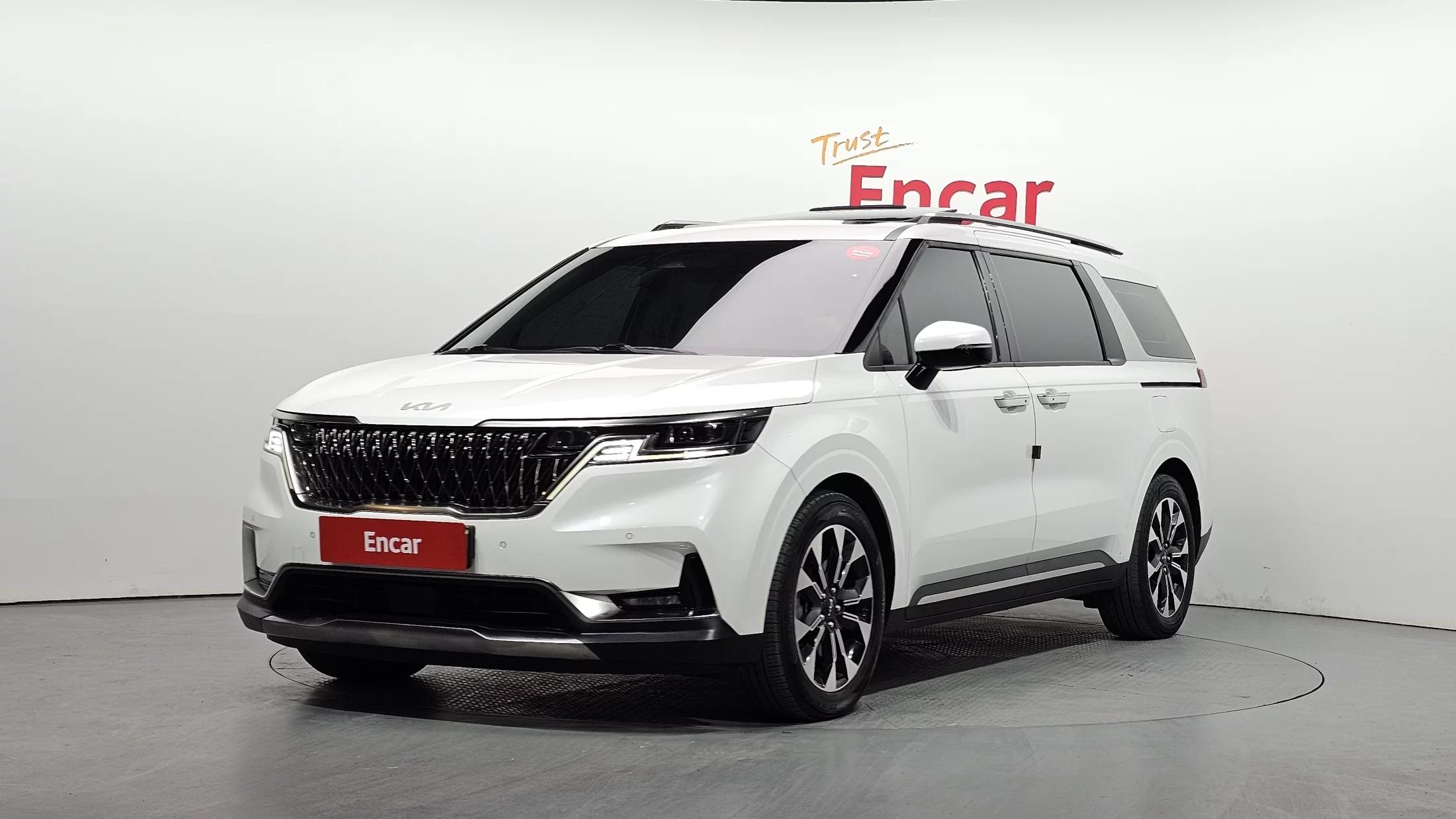Kia Carnival 9-Seater Noblesse, 2023 г. 83261 км.