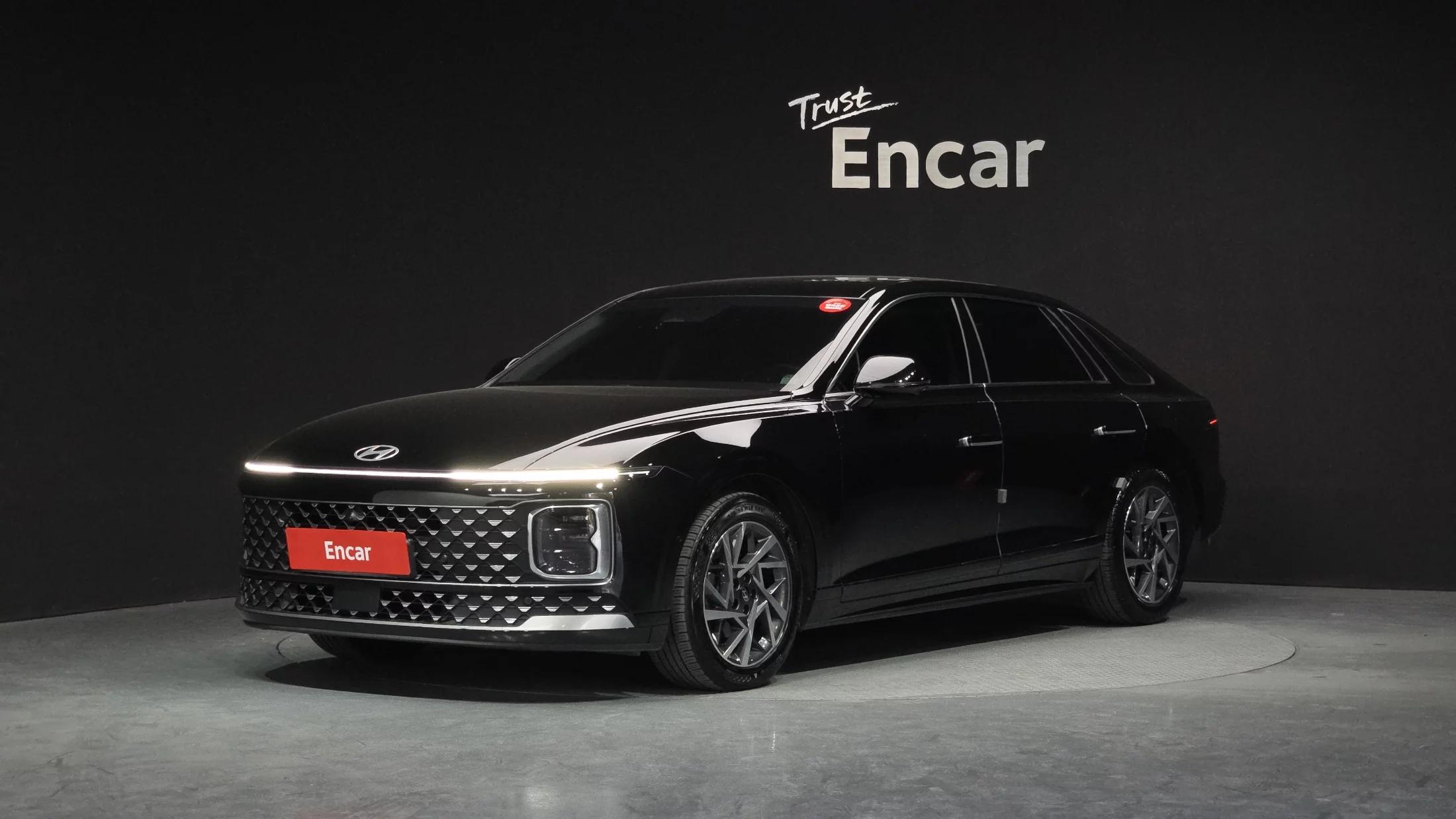 Hyundai Grandeur Exclusive, гибрид, 2023 г. 60324 км.