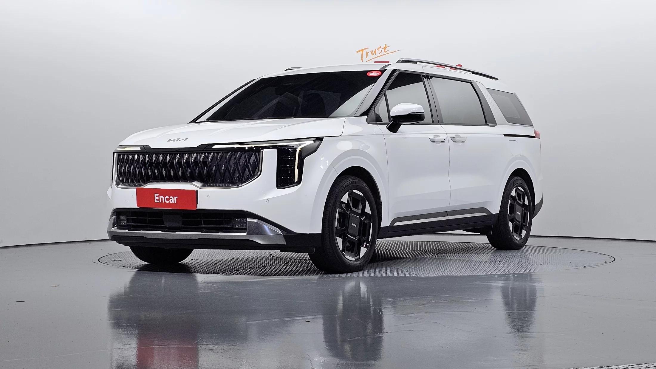 Kia Carnival Gasoline 9-Seater Noblesse, 2024 г. 38751 км.
