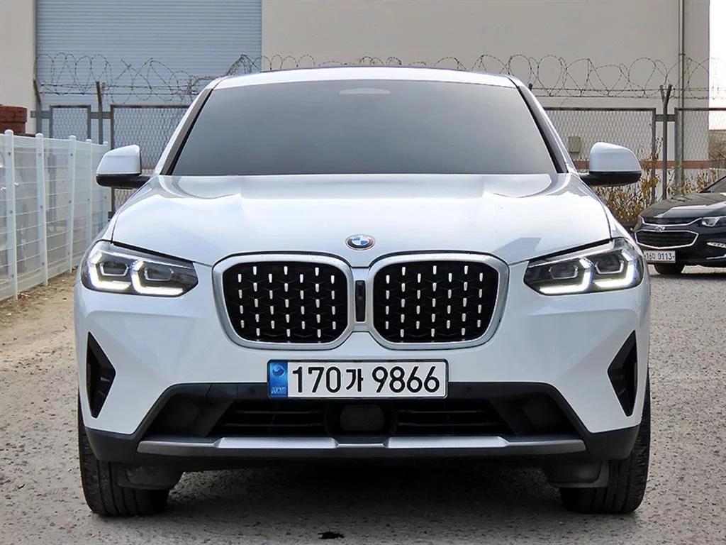 BMW X4 xDrive20d xLine, 2023 г. 56637 км.